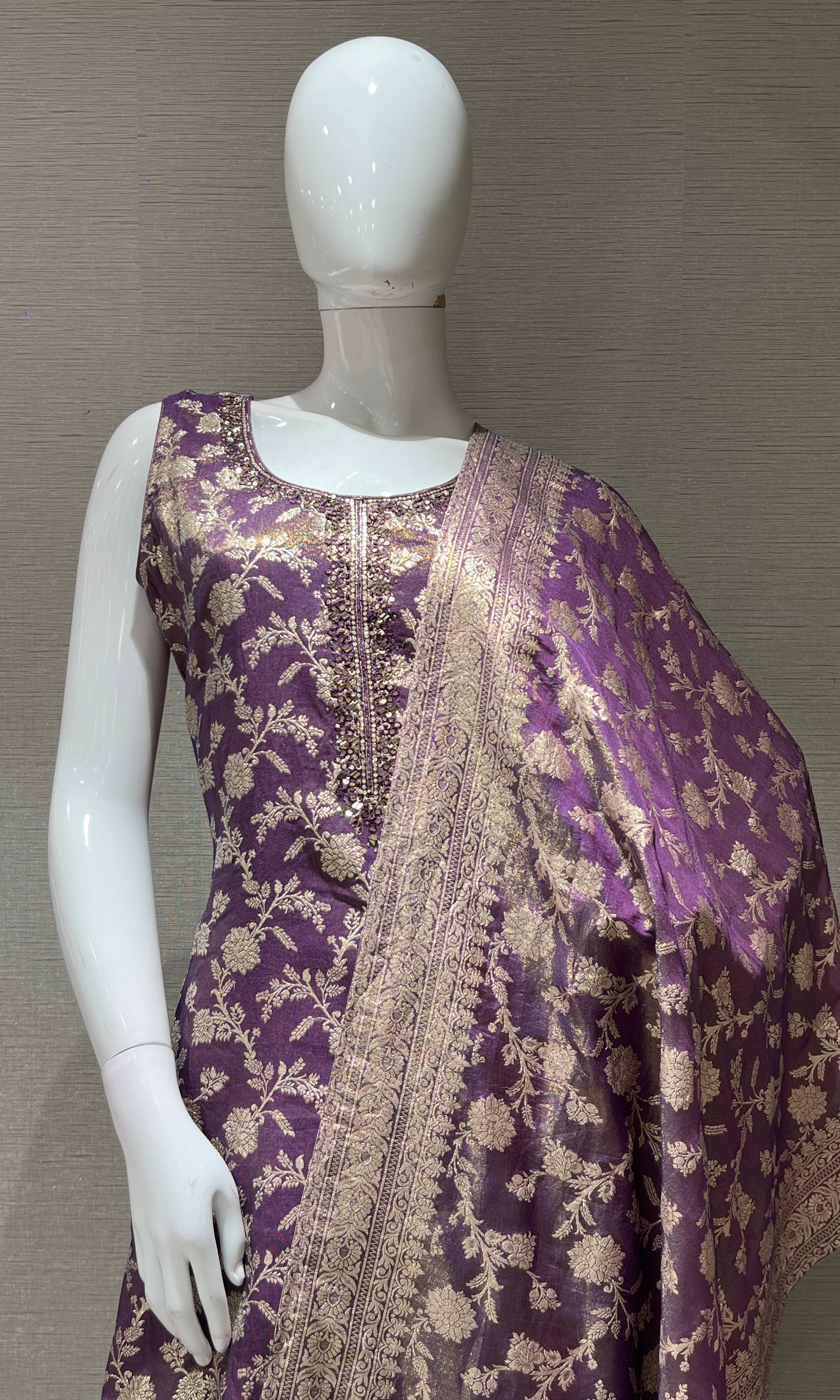 Light purple golden banarasi kurta set