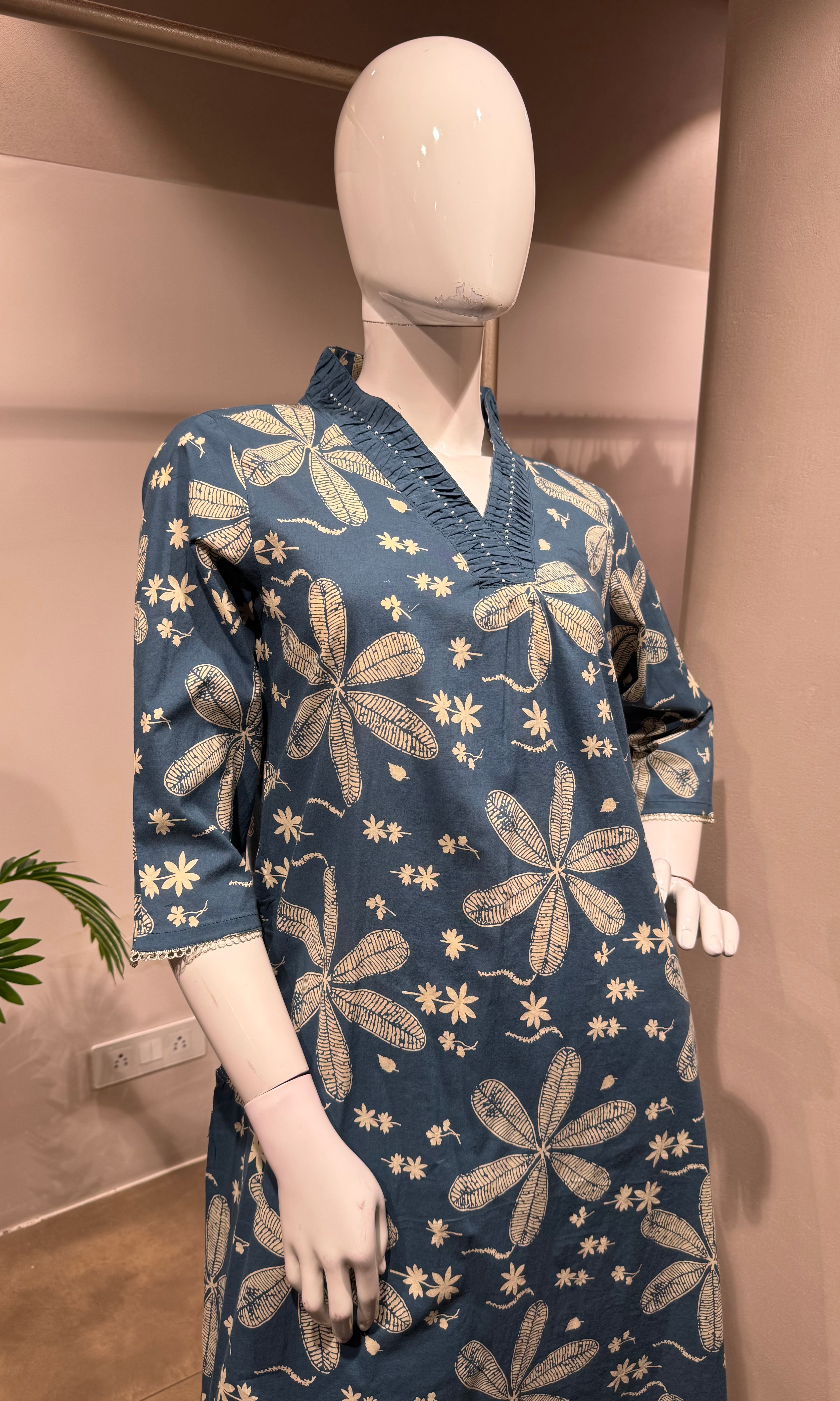 blue floral printed kurta set