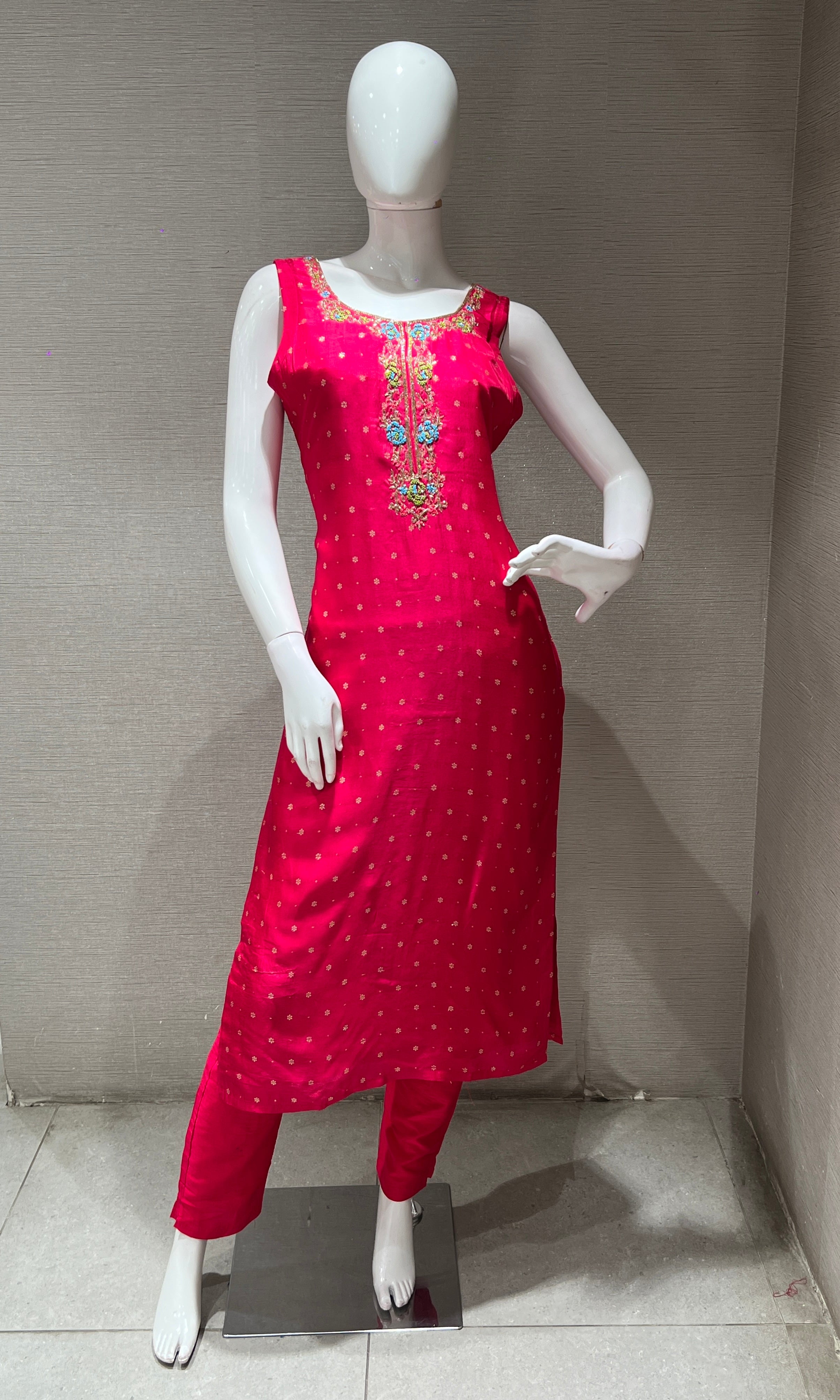 pink embroidered kurta set with Banarasi dupatta