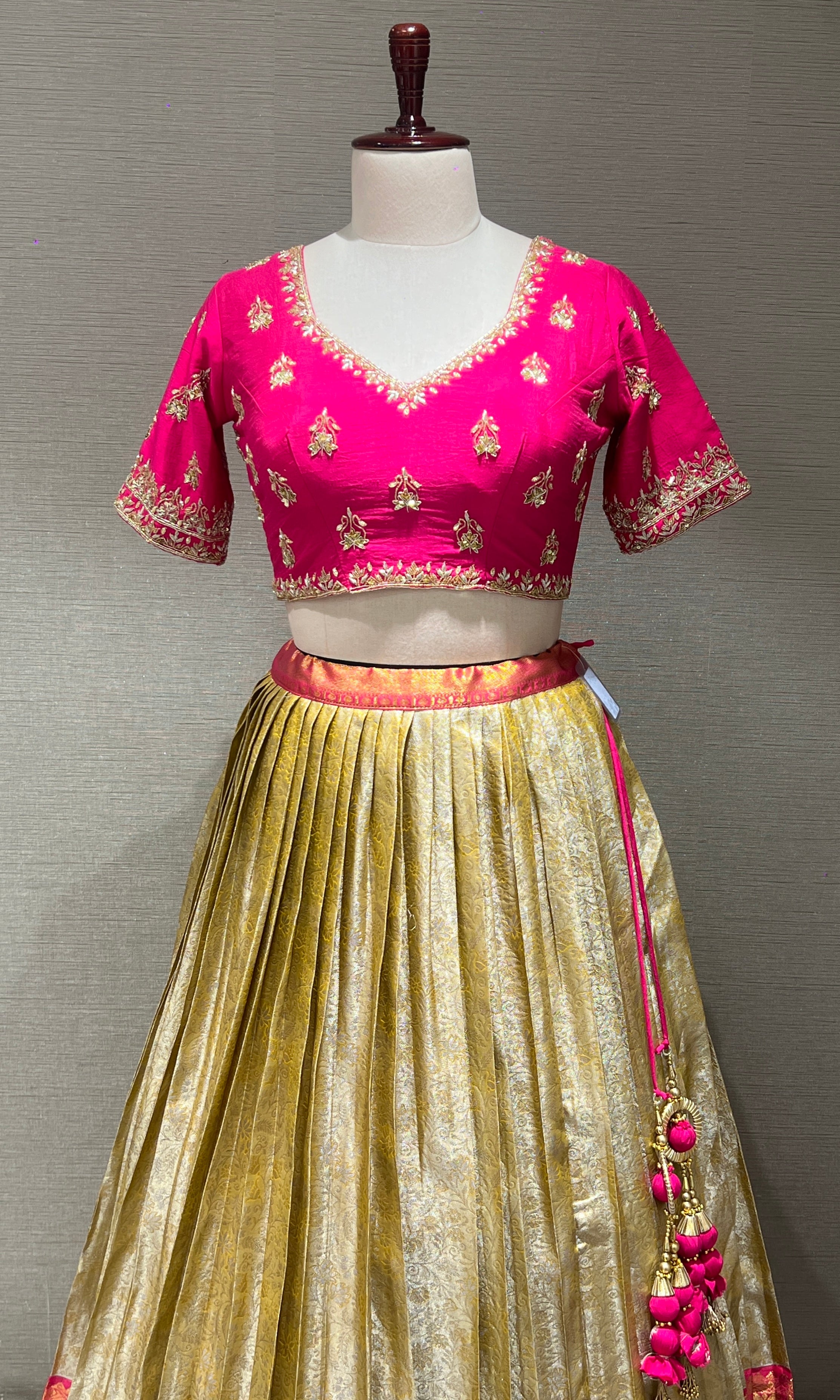 Pink Gold Weave Lehenga WITH RAW SILK DUPATTA