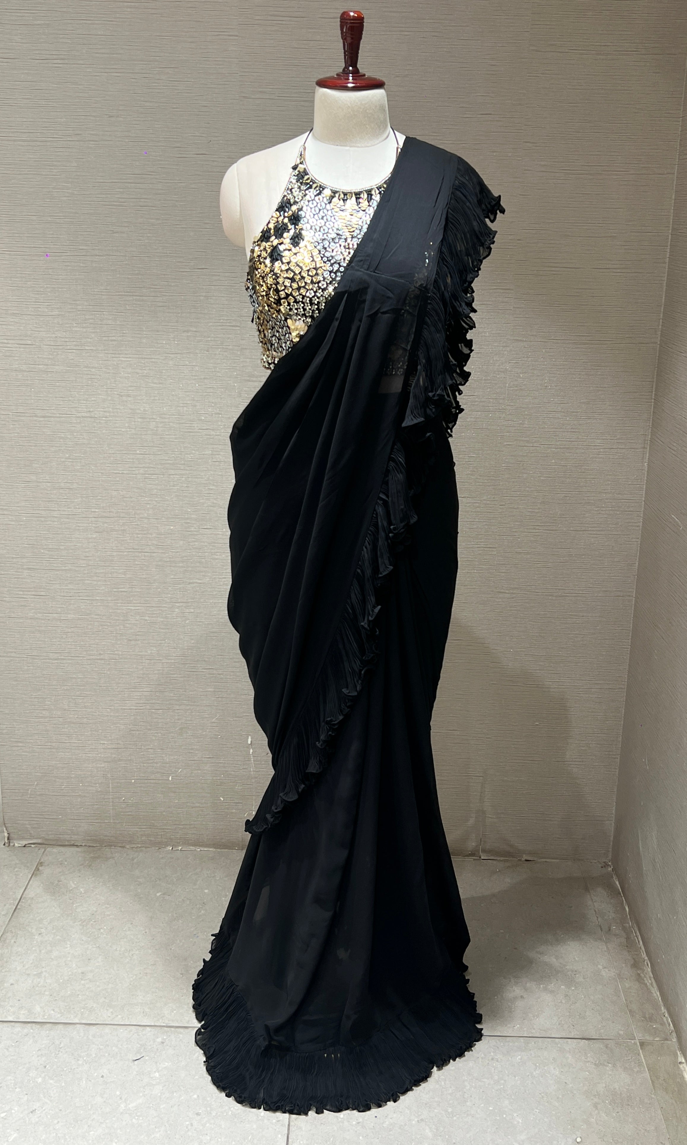 Black one minute saree