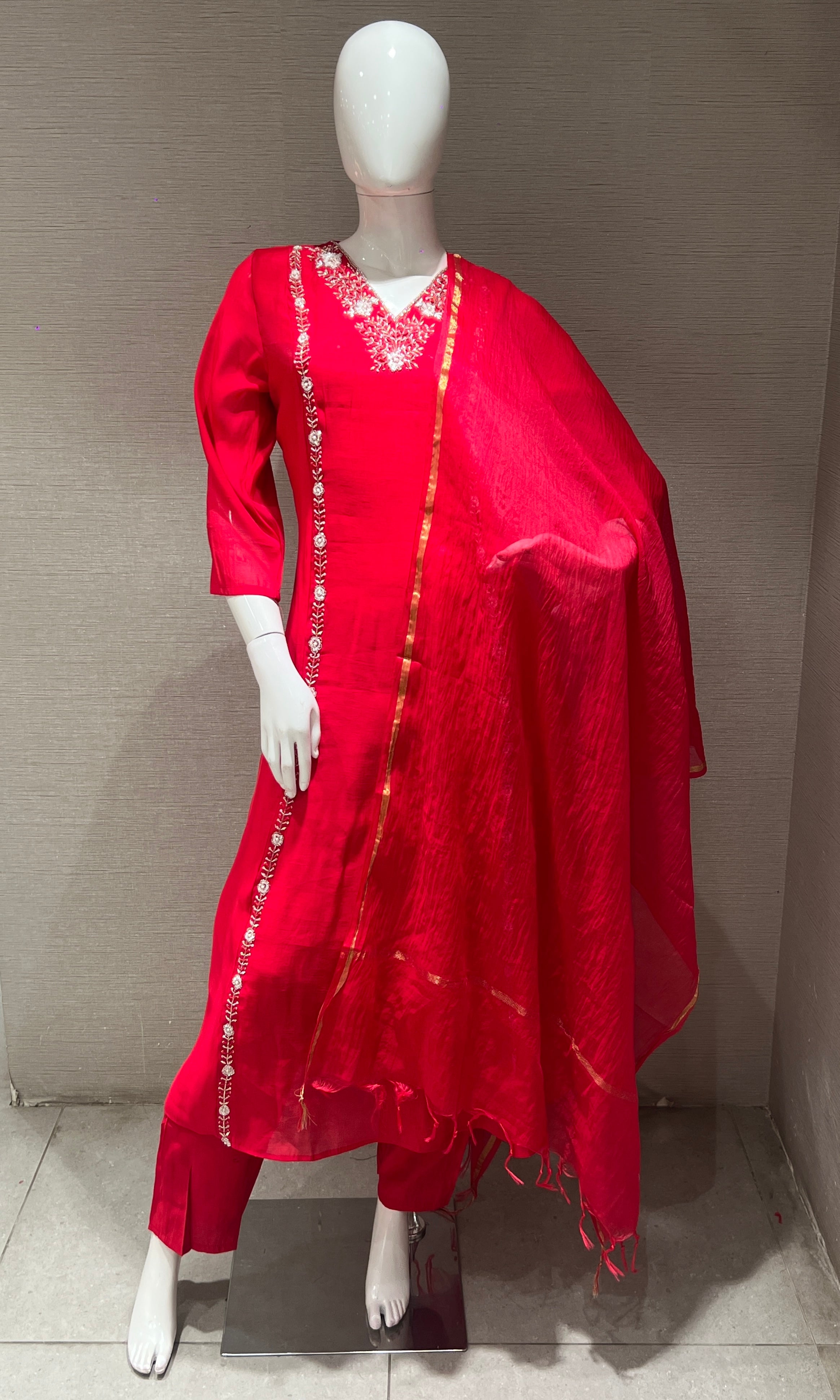 ELEGANT Rani pink kurta set