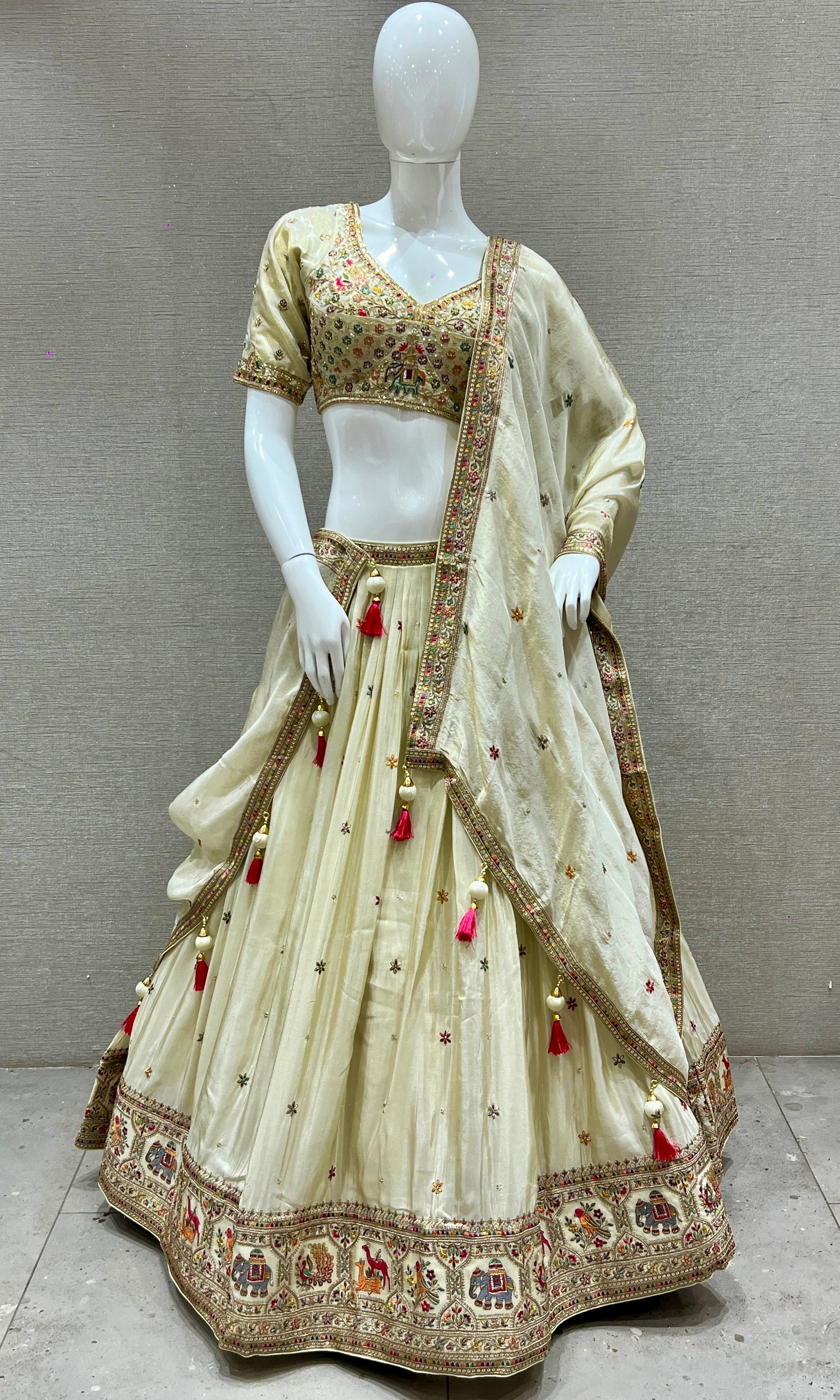 Vanika Vaatika – Cream Lehenga with Floral and Animal Embroidery Thread Work