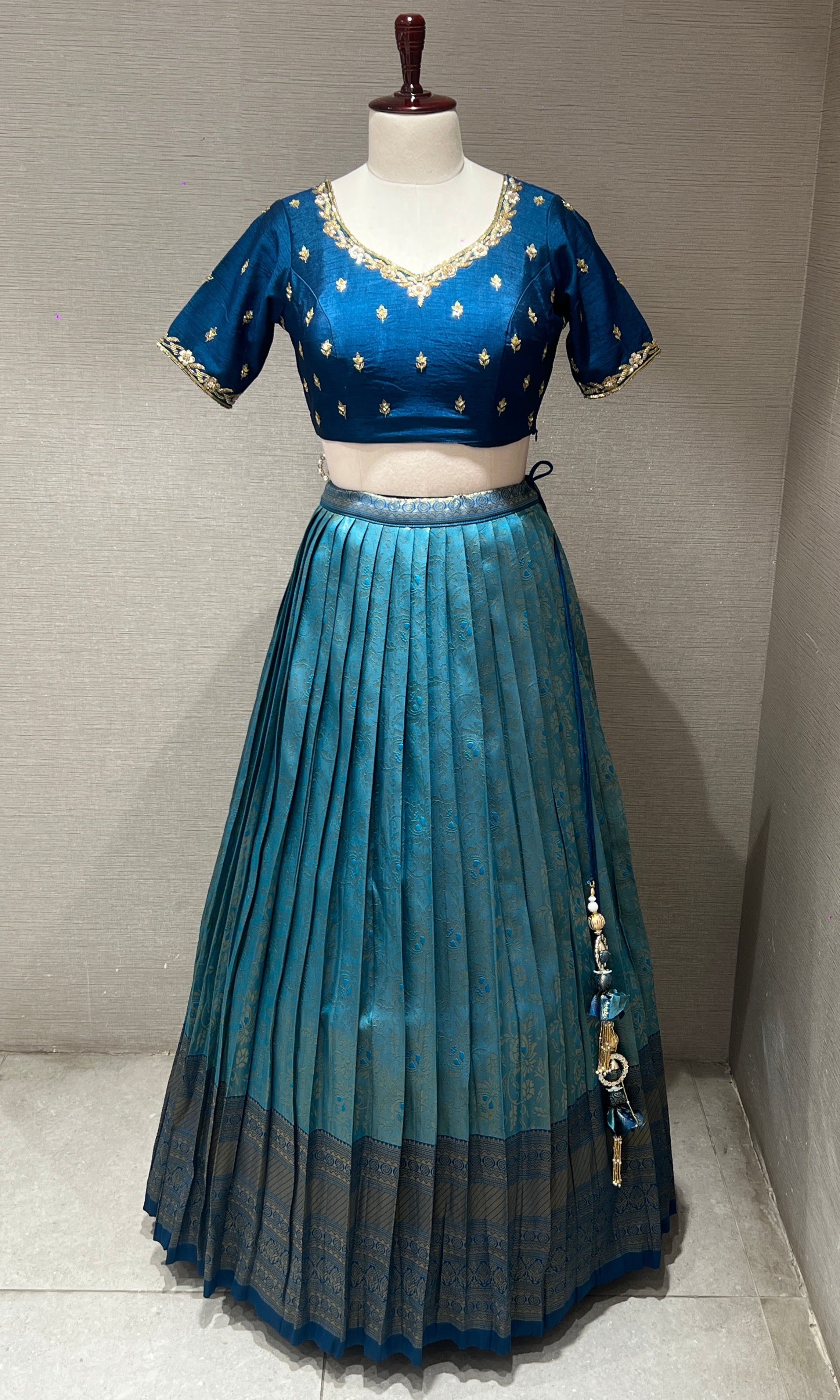 Light blue pattu Lehenga