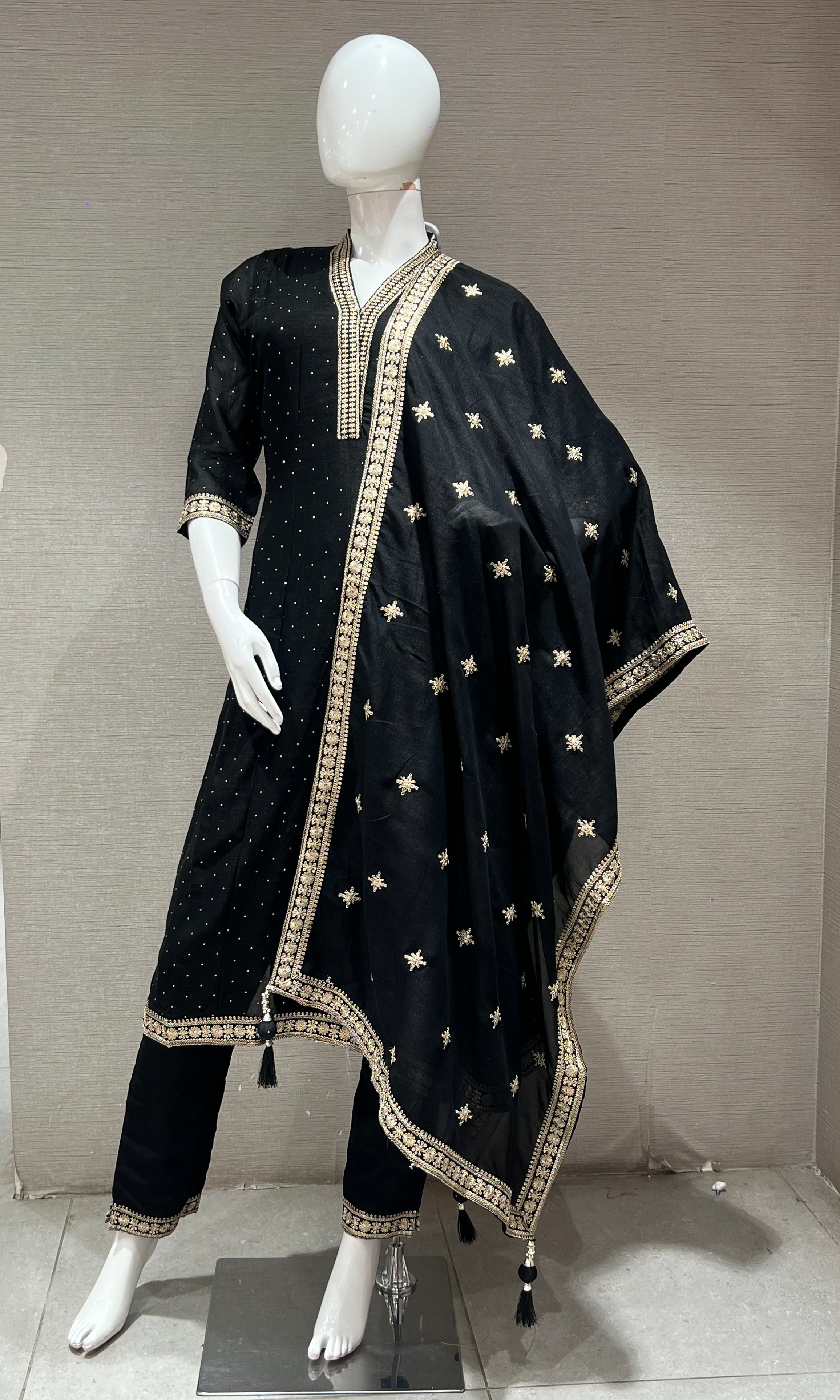 Black EMBROIDERED ANARKALI KURTA SET