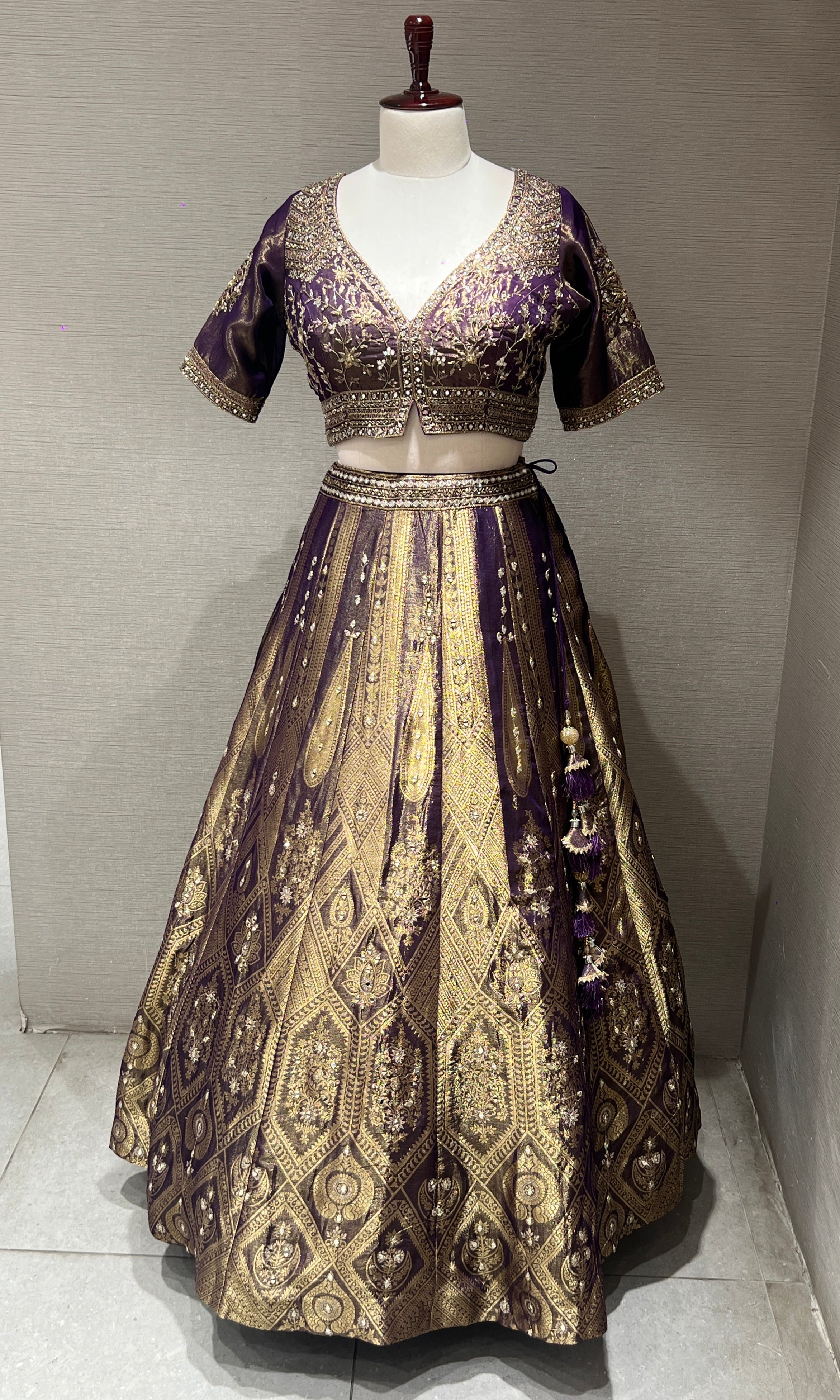 Royal Dusk – Banarasi Grandeur Lehenga