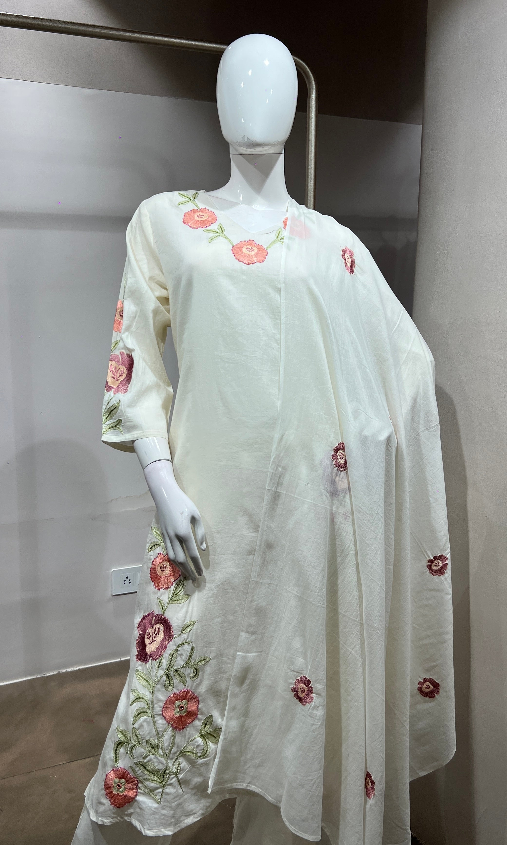White Silk Kurta set with Rose Embroidery