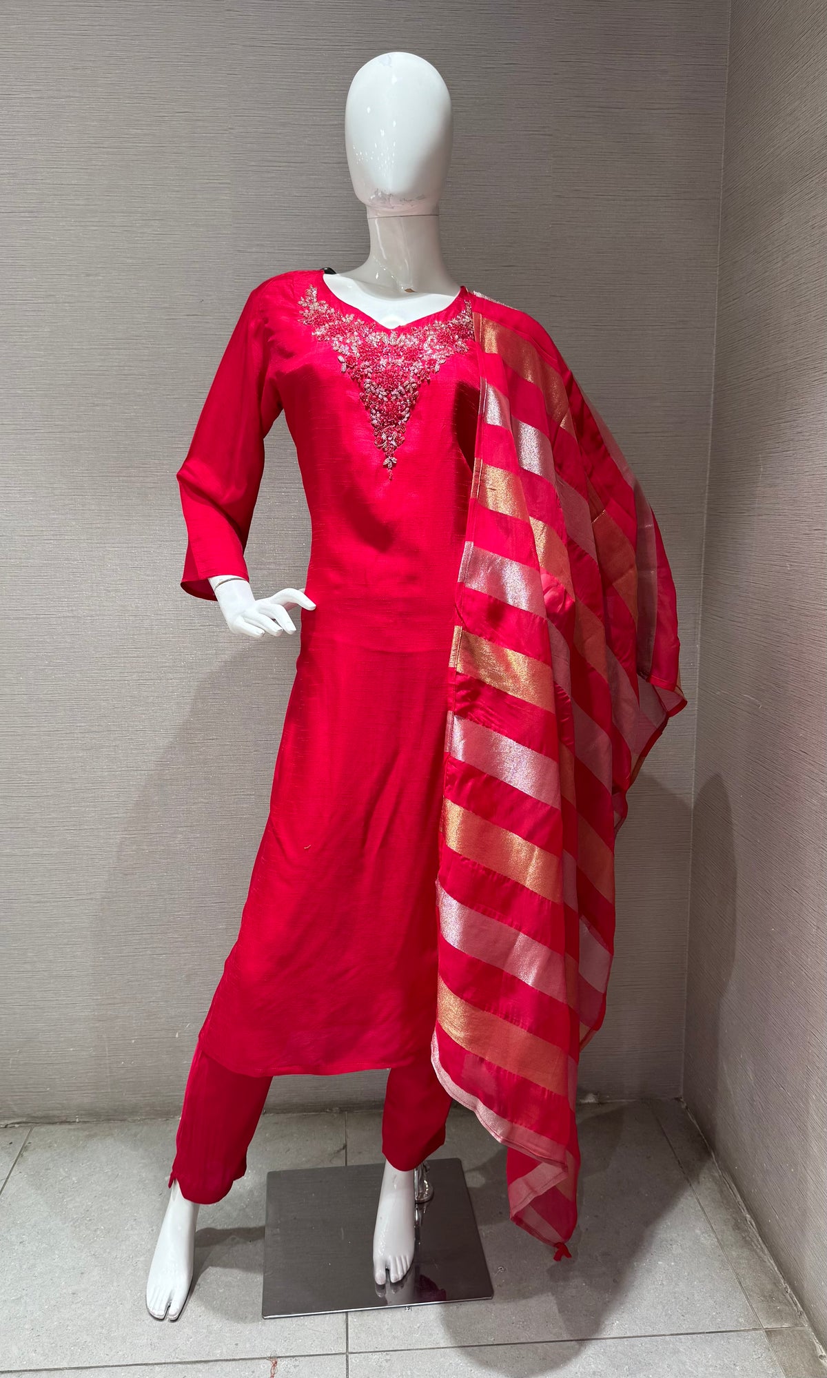Red Mul Chanderi Kurta Set with Striped Dupatta