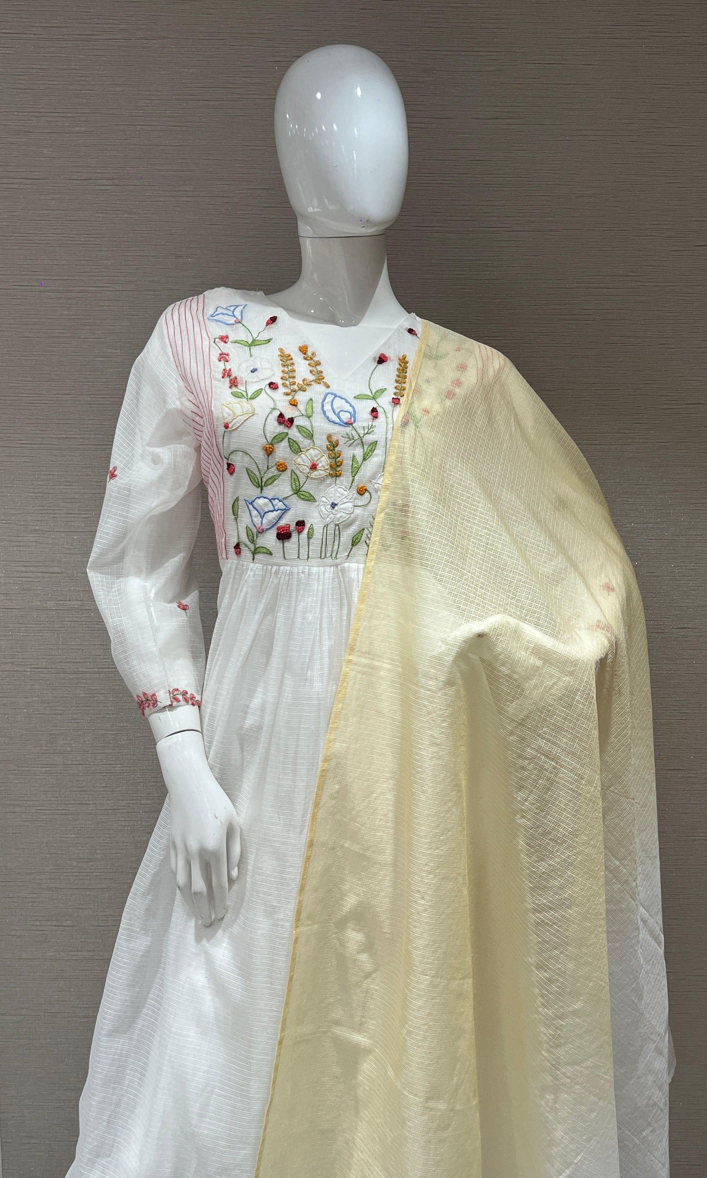 White Anarkali