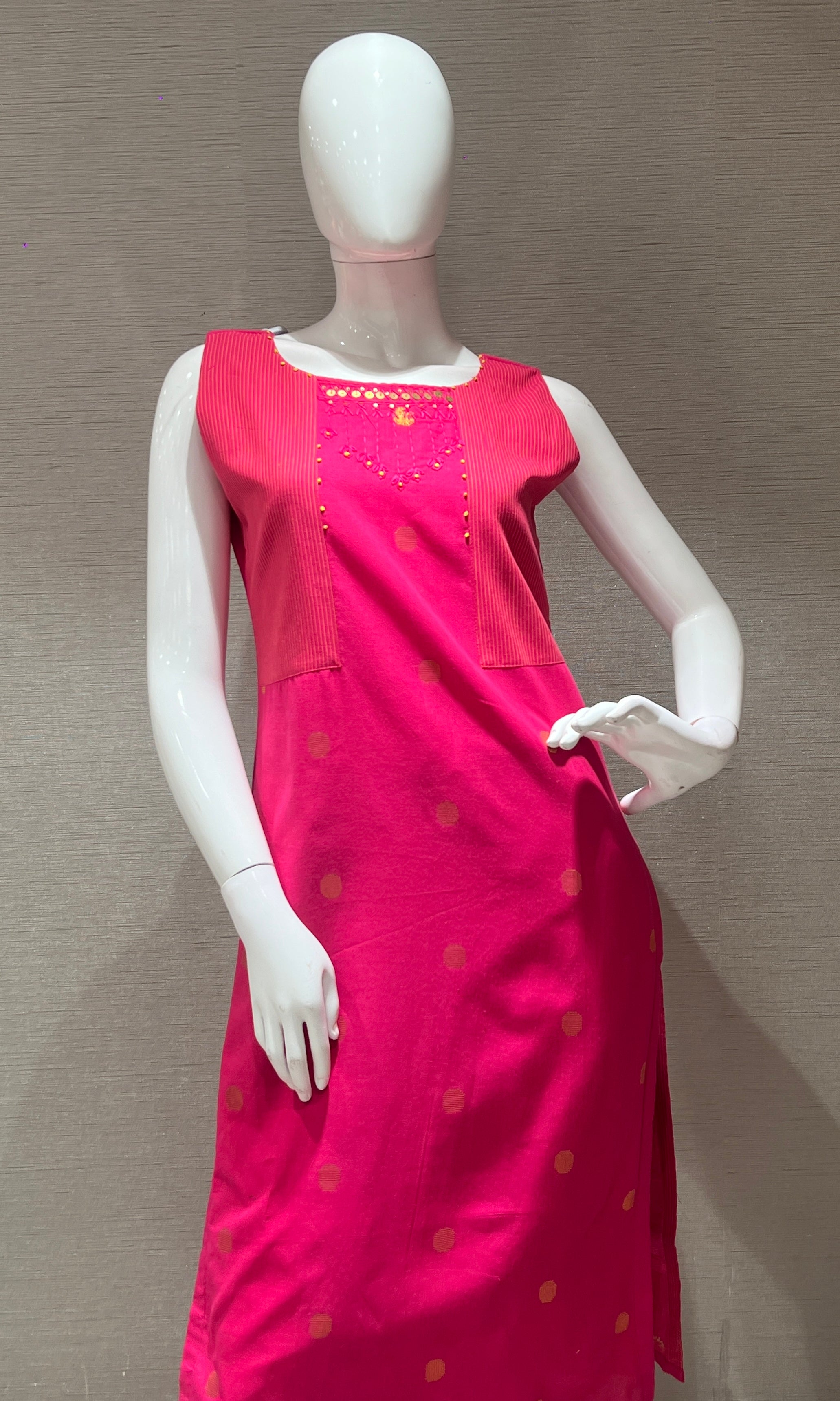 Pink kurta set WITH PRINTED DUPATTA