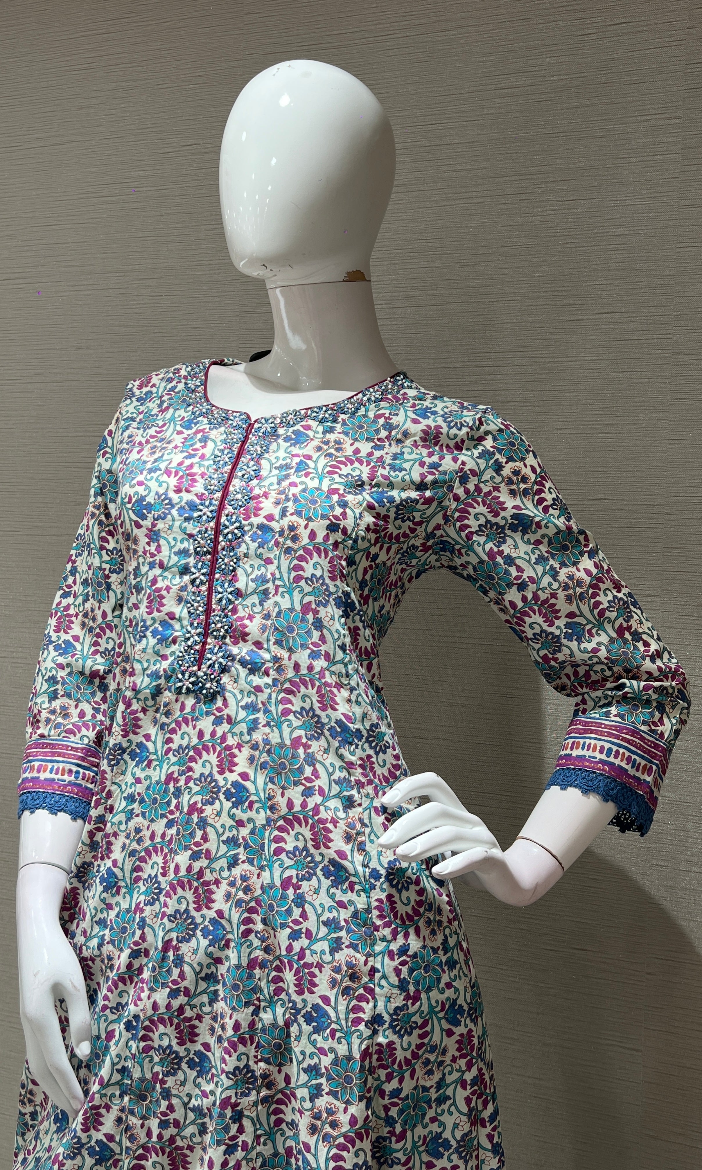 BLUE ETHNIC PRINTED KURTA SET