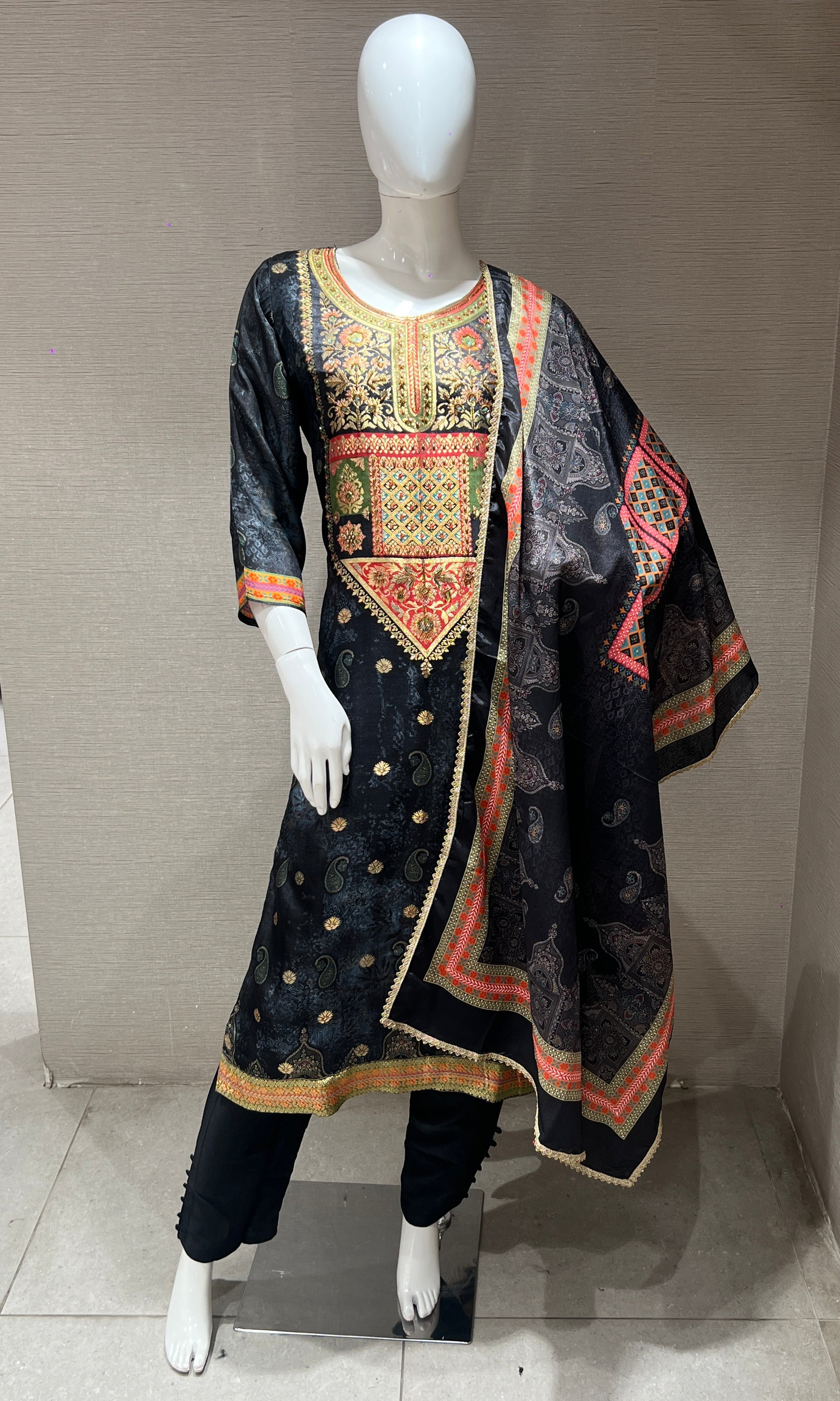 Black kurta set