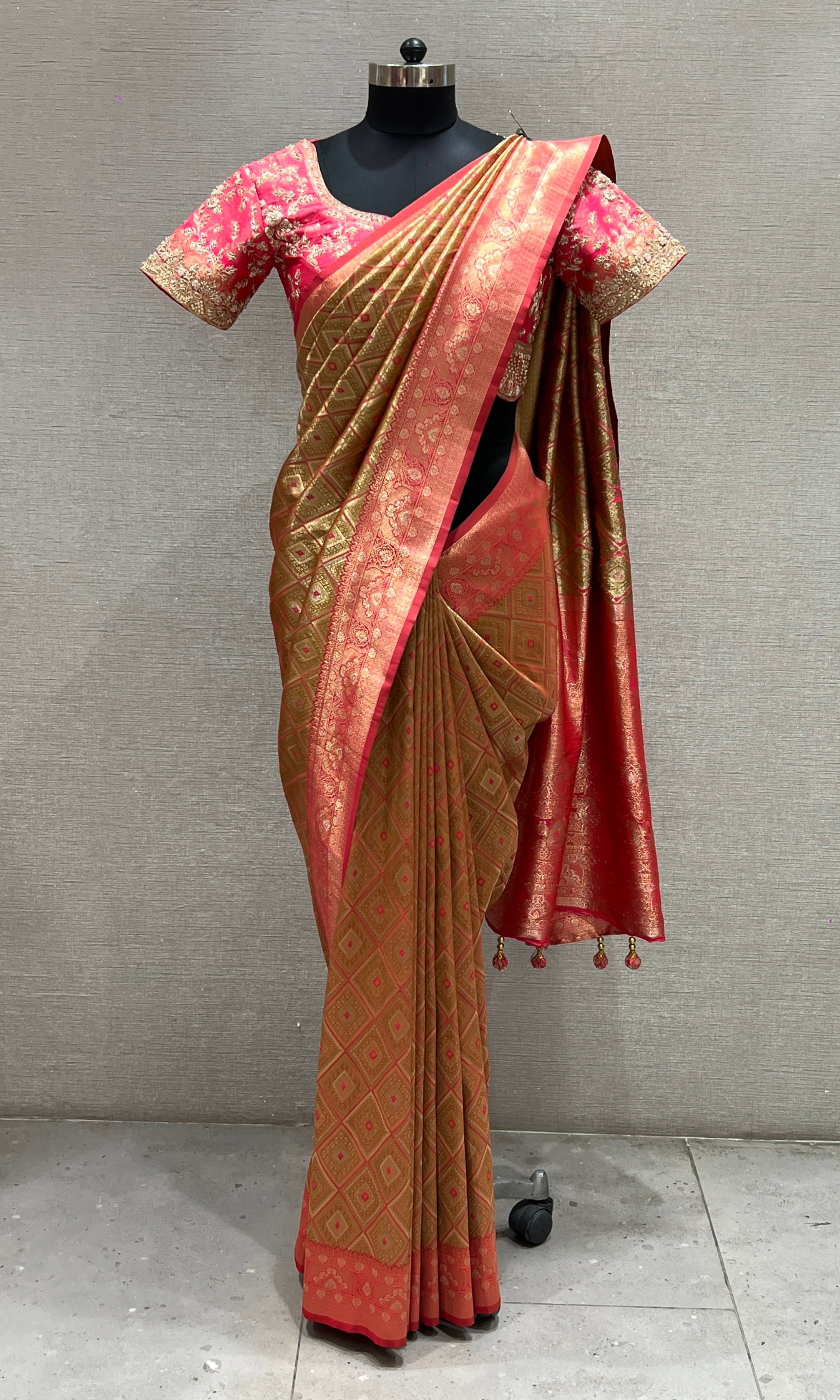 Pink saree with ready blouse
