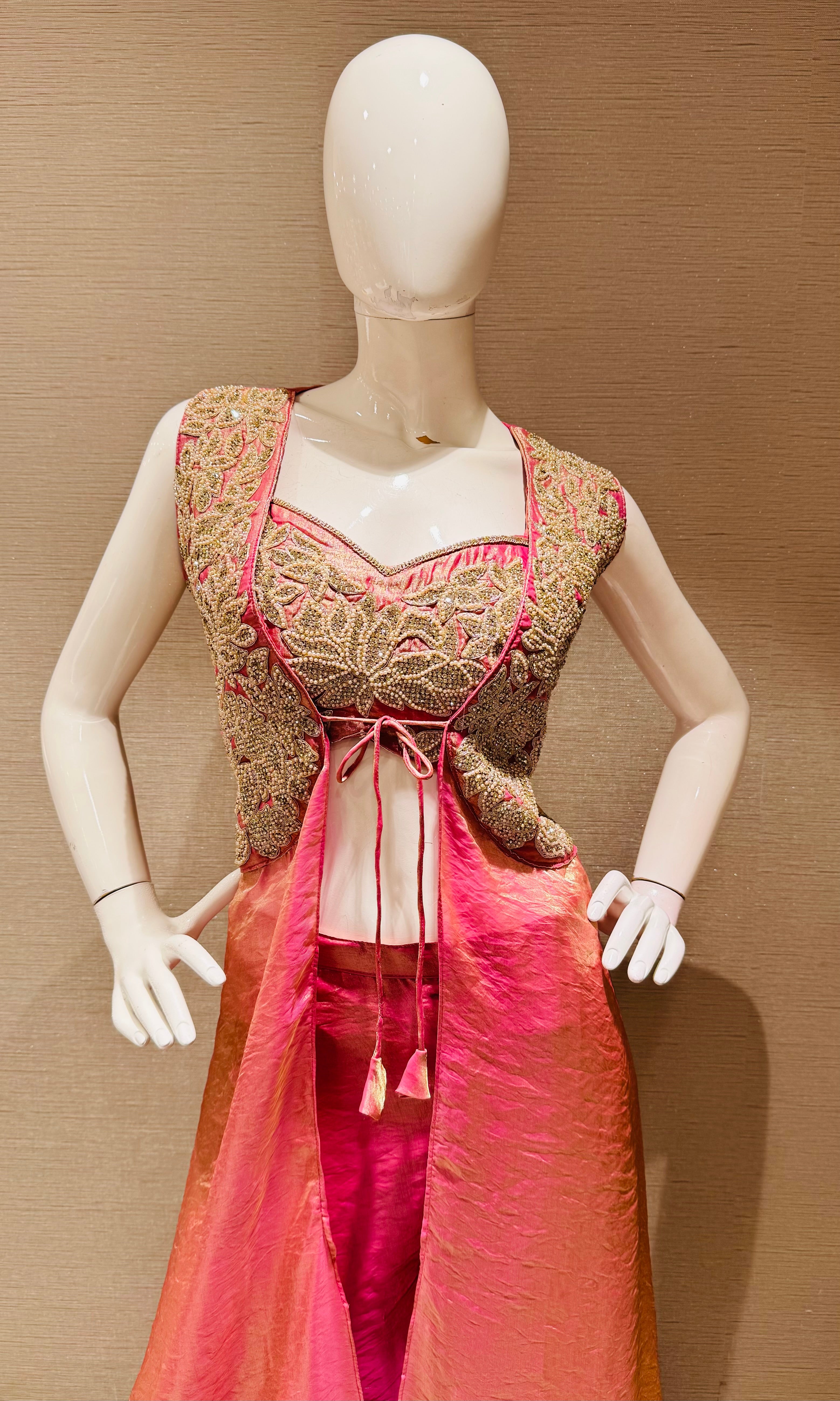 PINK EMBROIDERED CROP TOP PLAZZO COAT