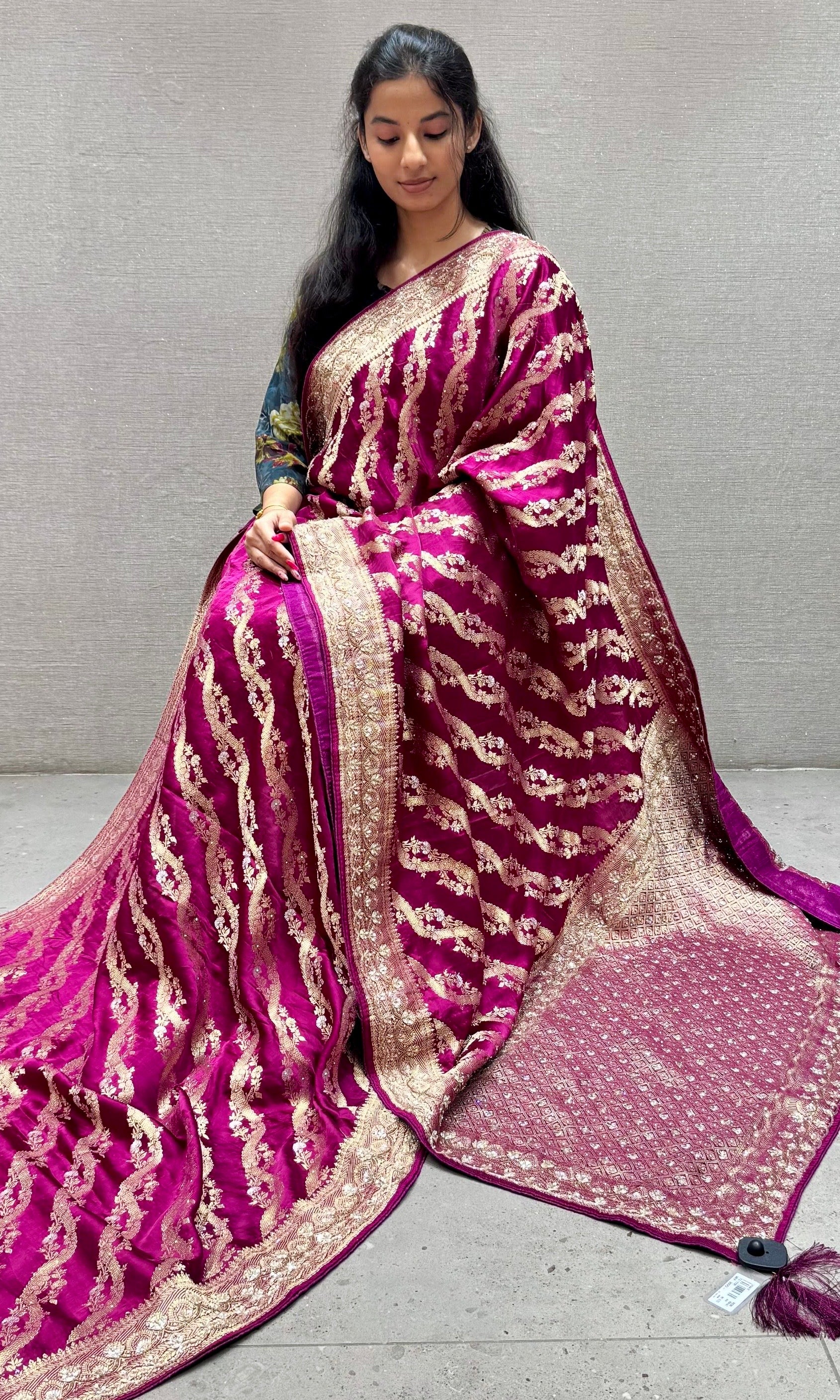 Wine saree