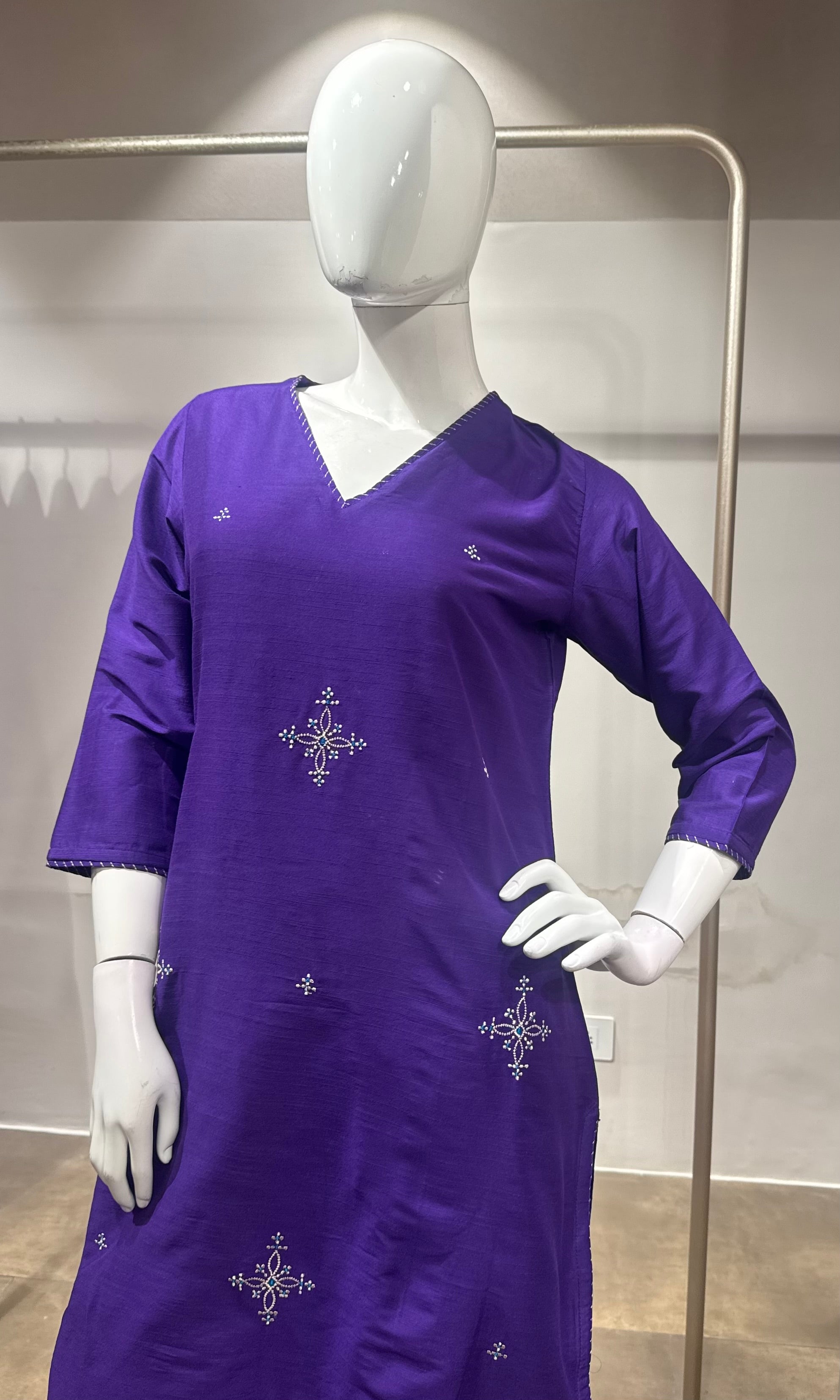 Purple Embroidered Kurta Set with Zari Border Dupatta