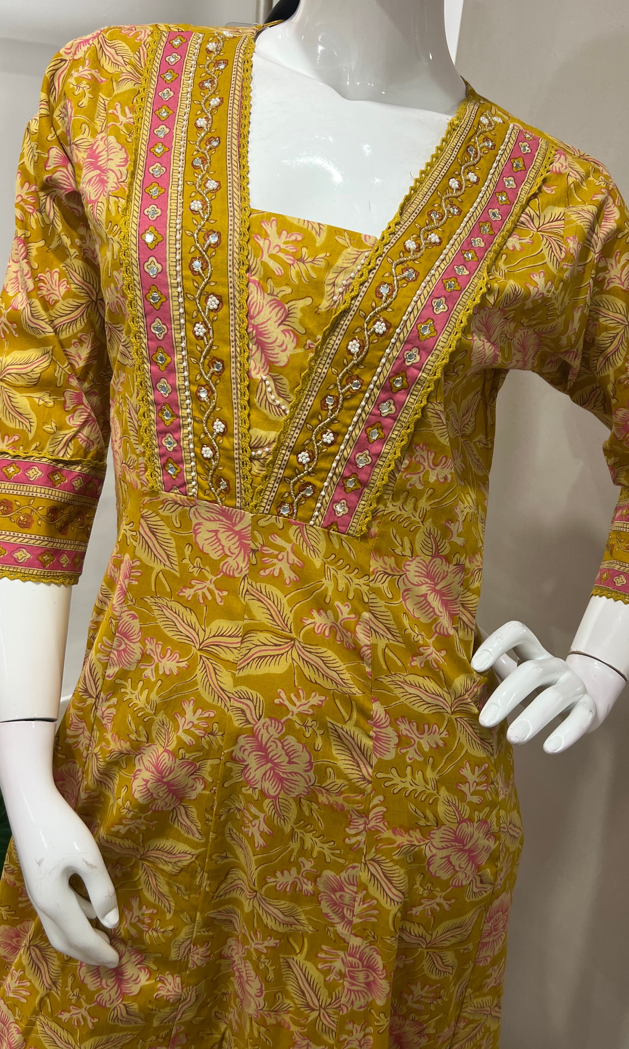 Light yellow FLORAL kurta set