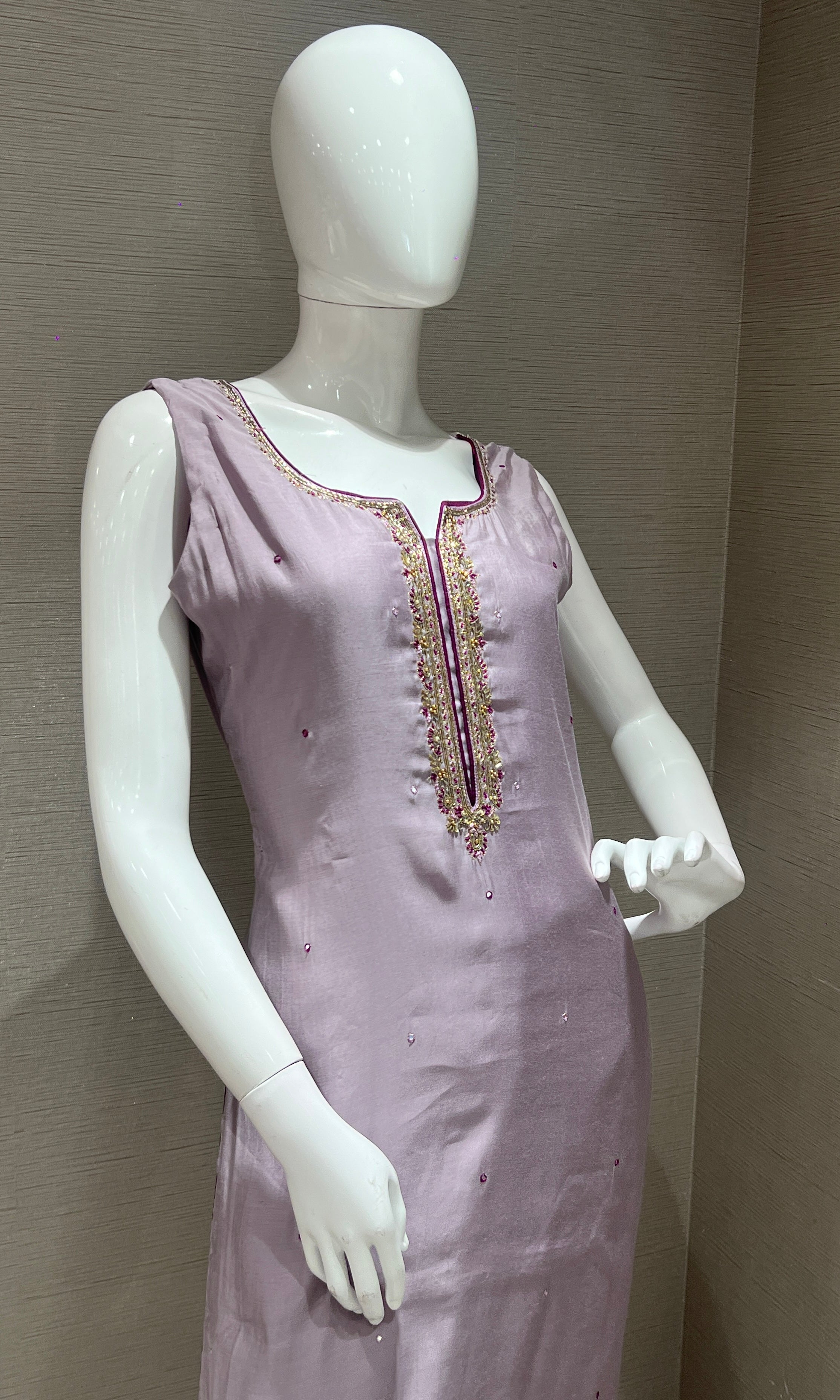Lavender kurta set with purple Gold Dupatta