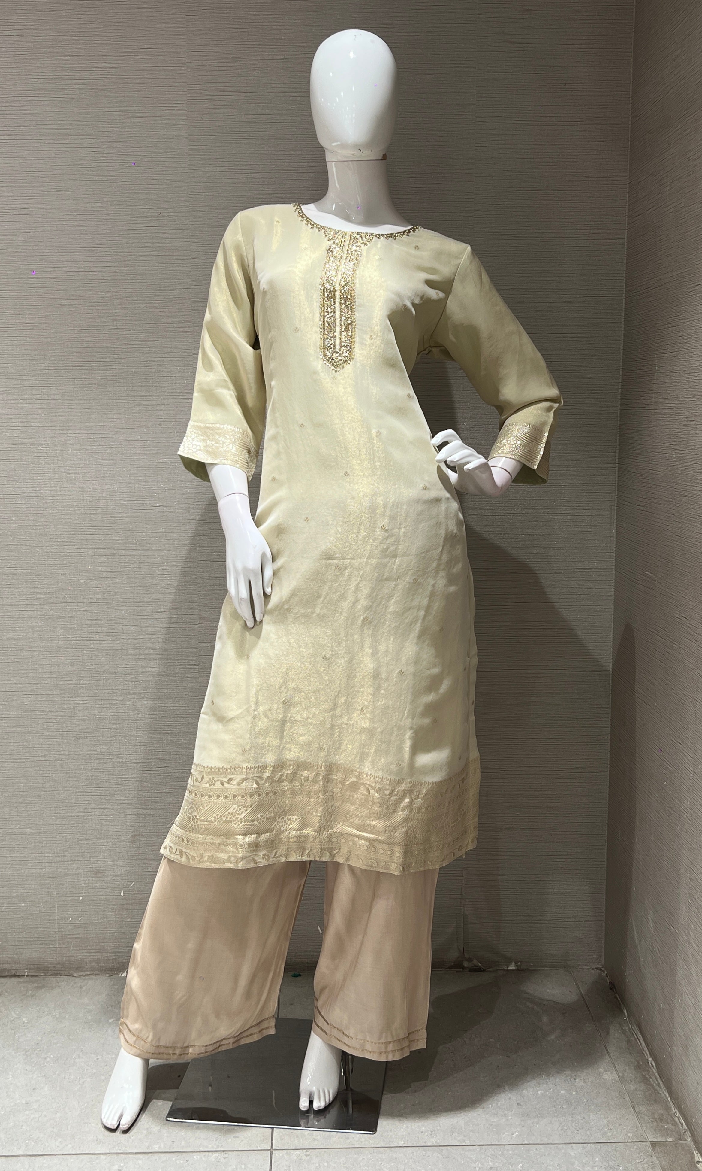 BEAGH golden kurta set