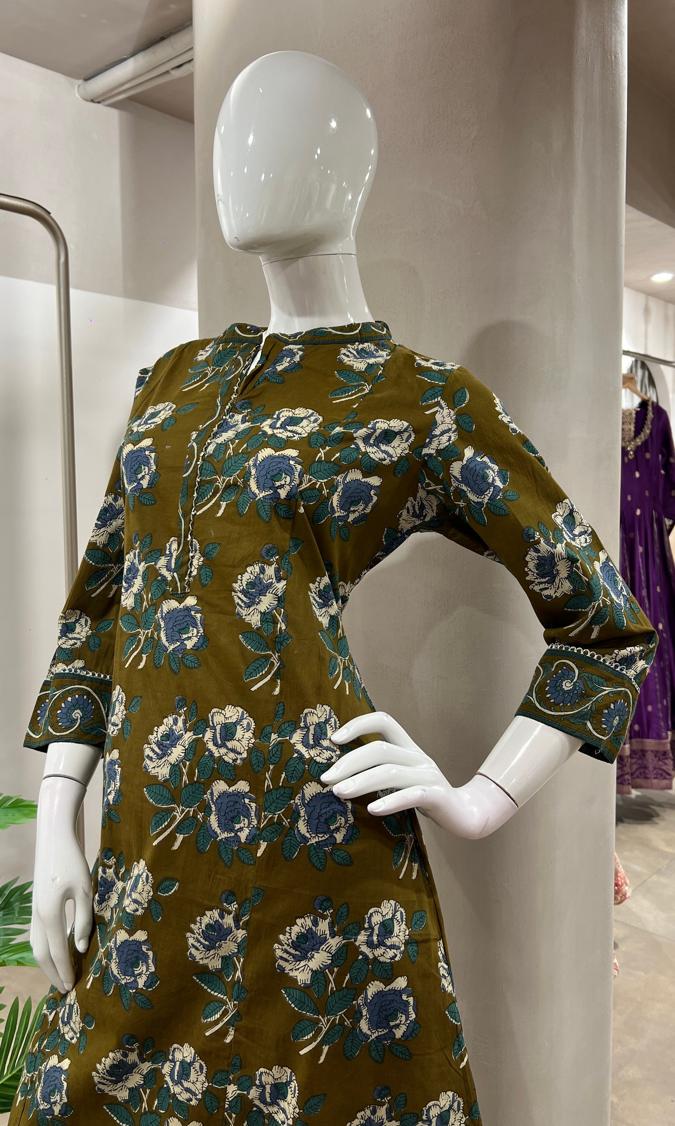 GREEN FLORAL PRINT KURTA SET