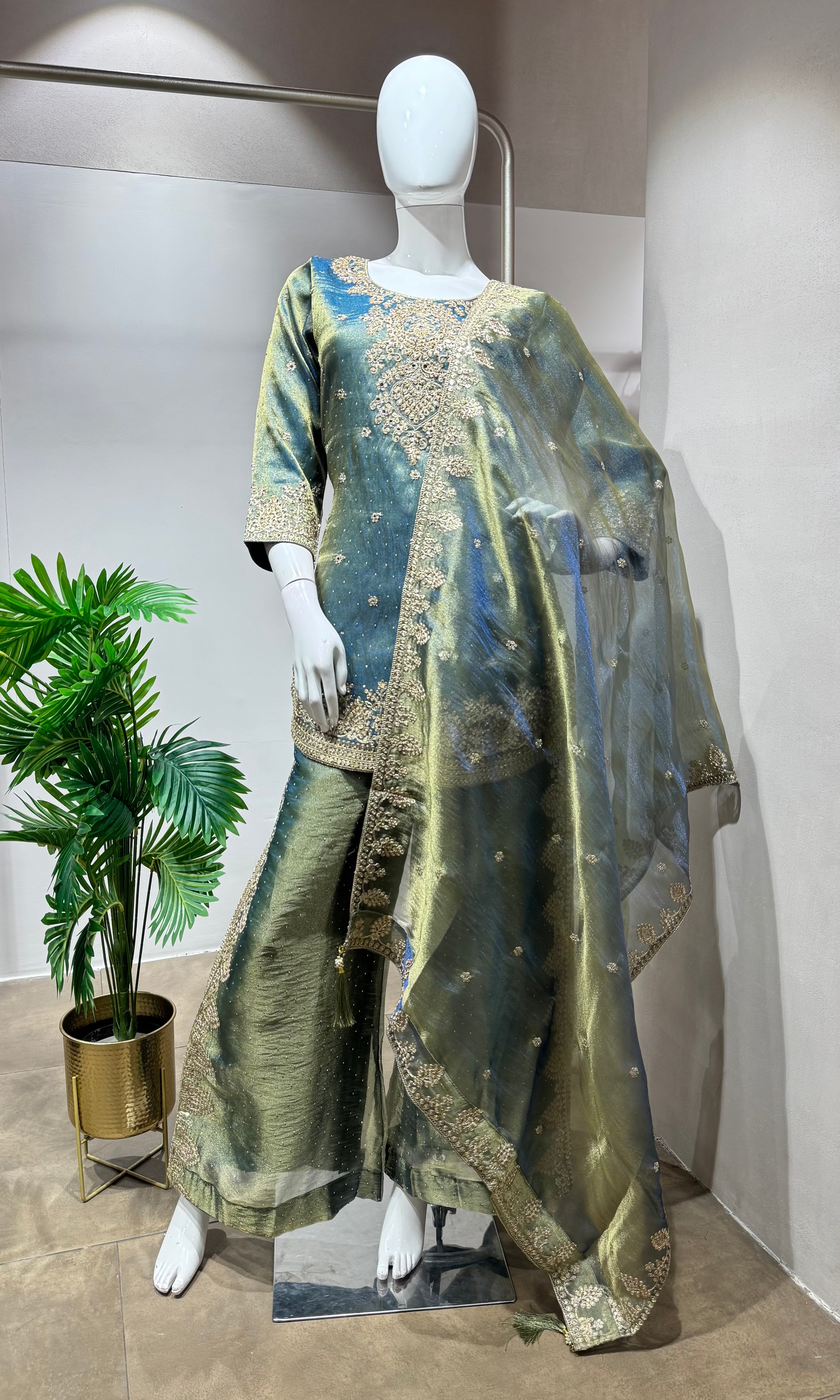 Light green shimmer tissue palazzo set