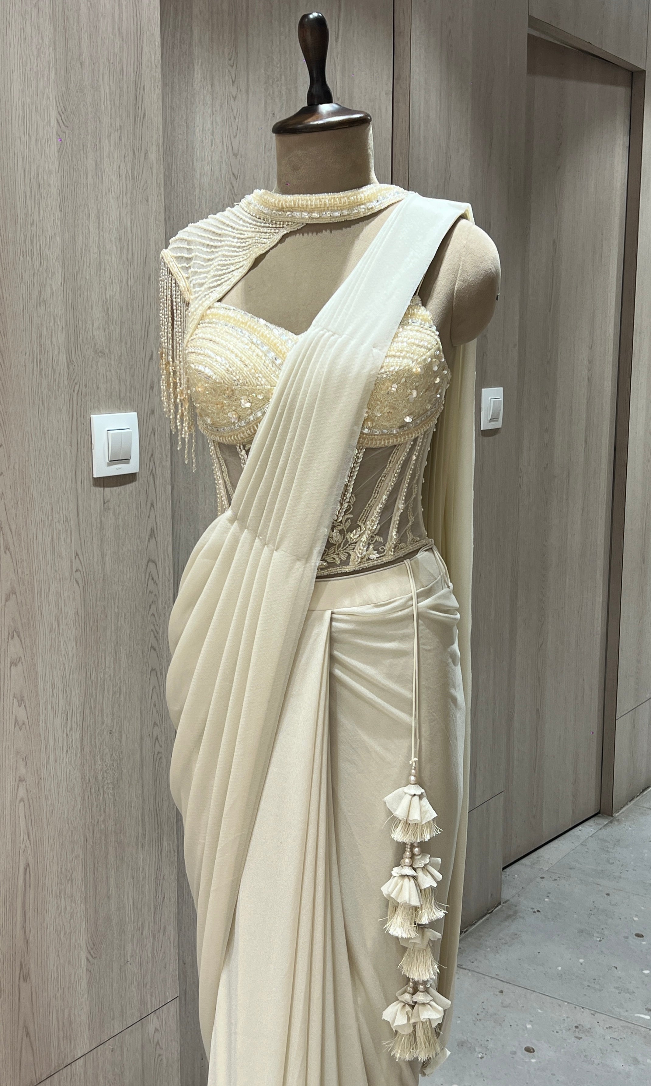 FAWN one minute saree