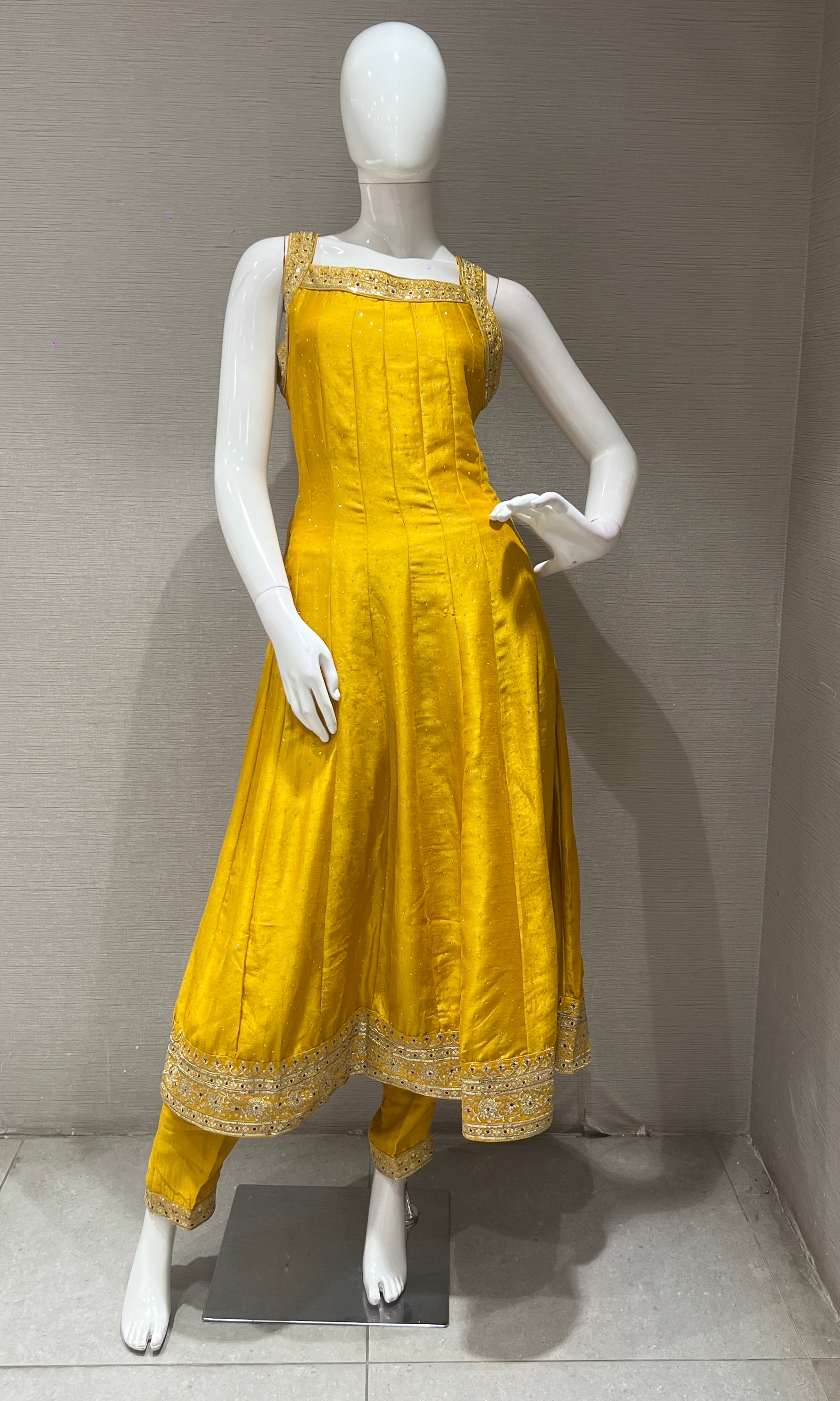 Mustard kurta set with Contrast Dupatta