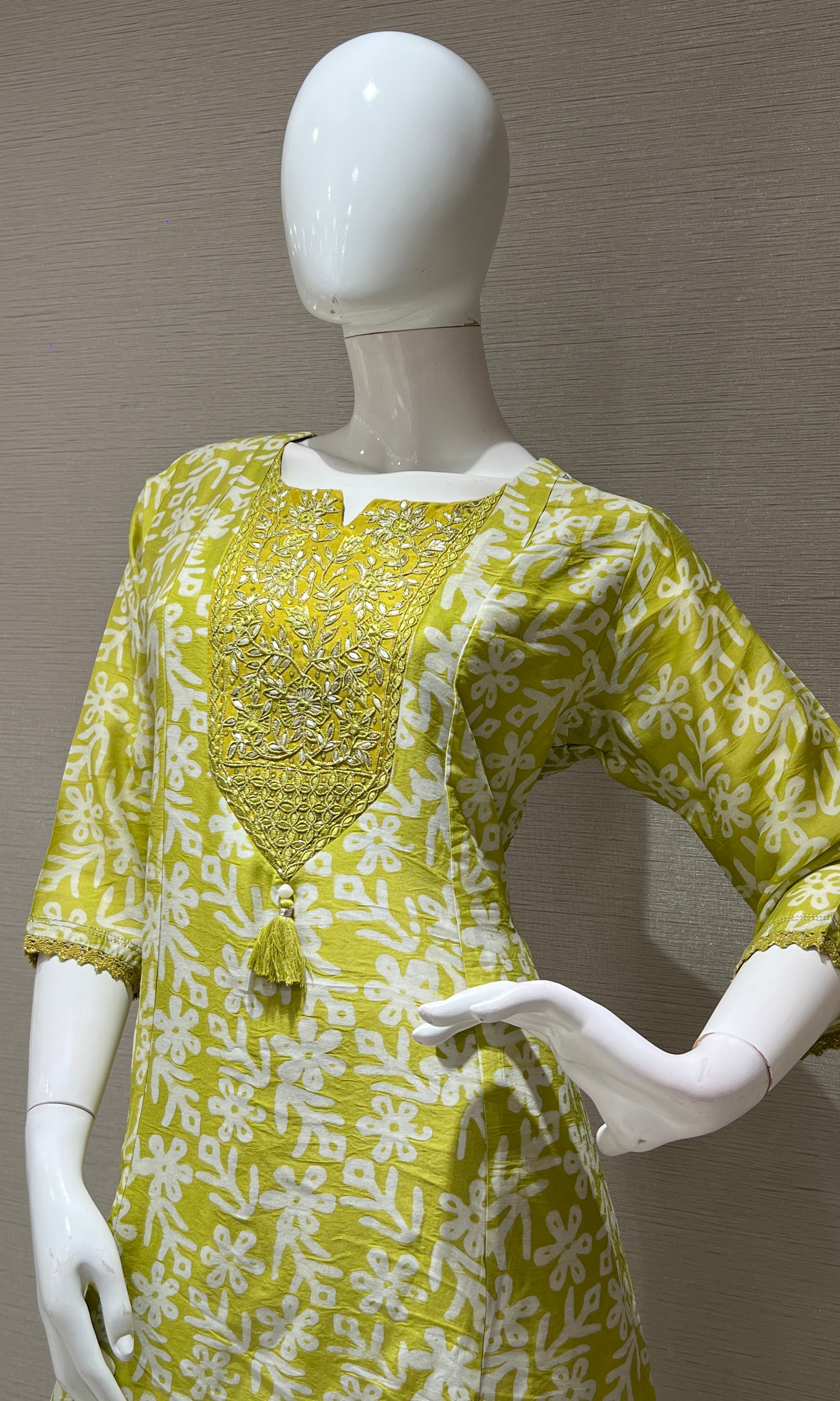 Parrot green floral printed kurta set