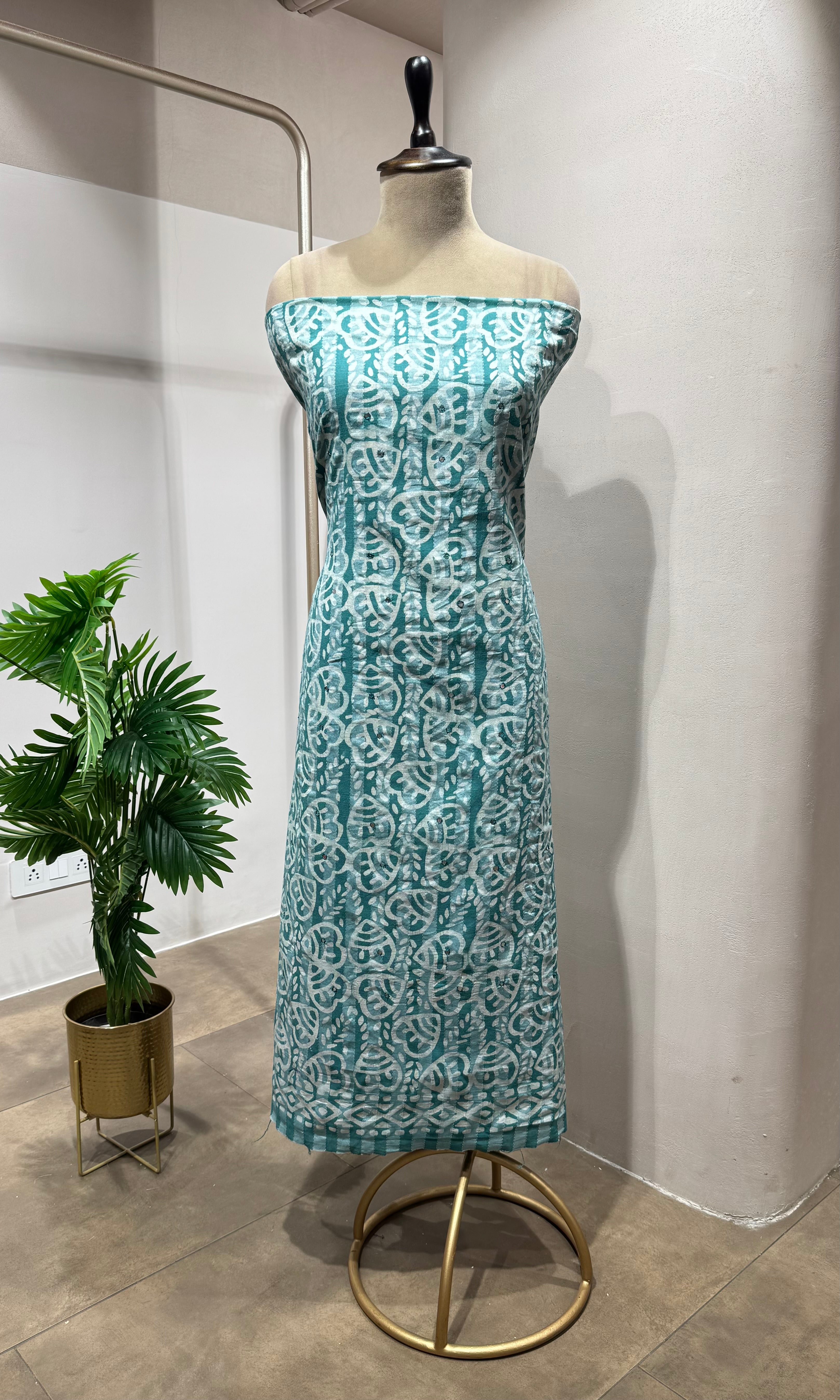GREEN ETHNIC PRINTED DRESS MATERIAL