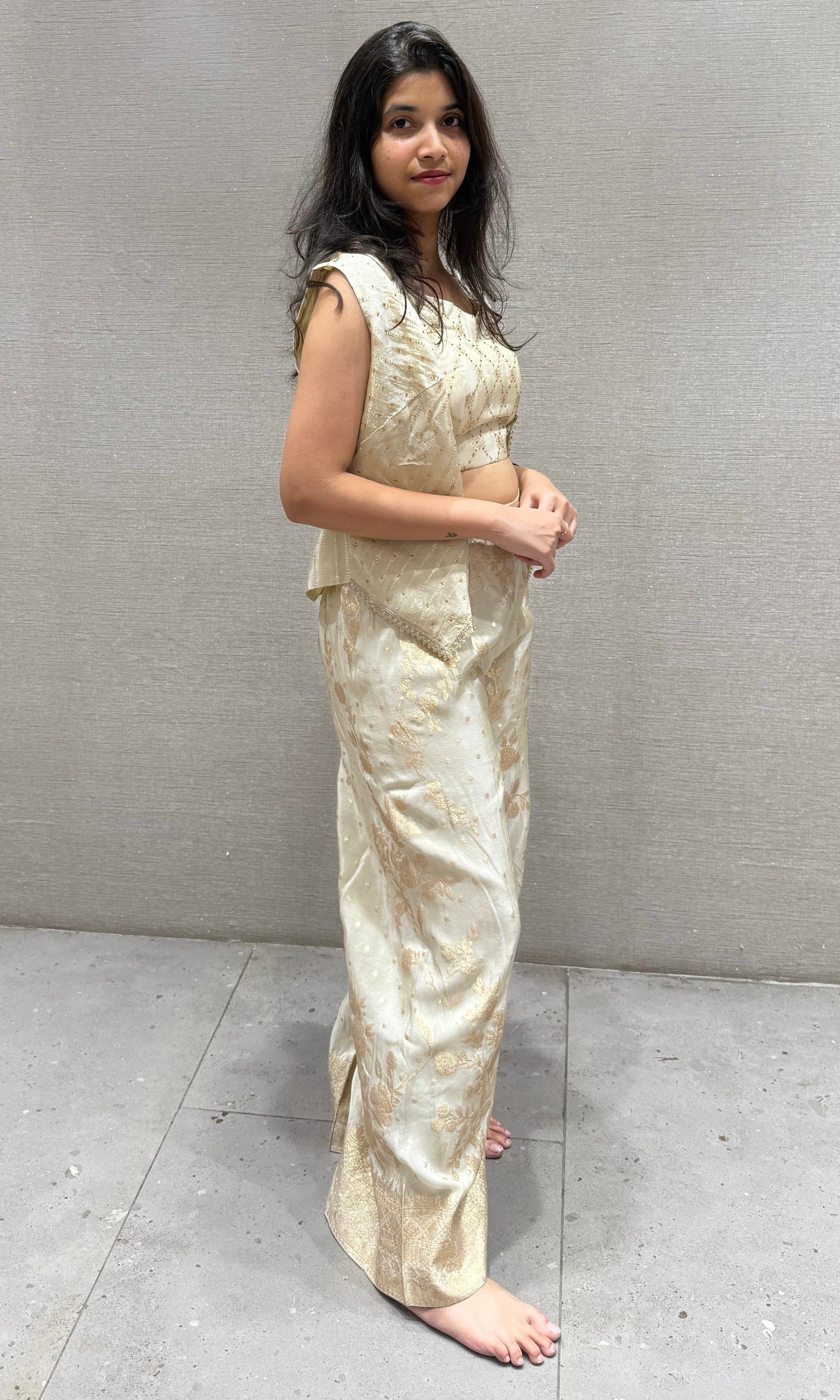 Half white palazzo