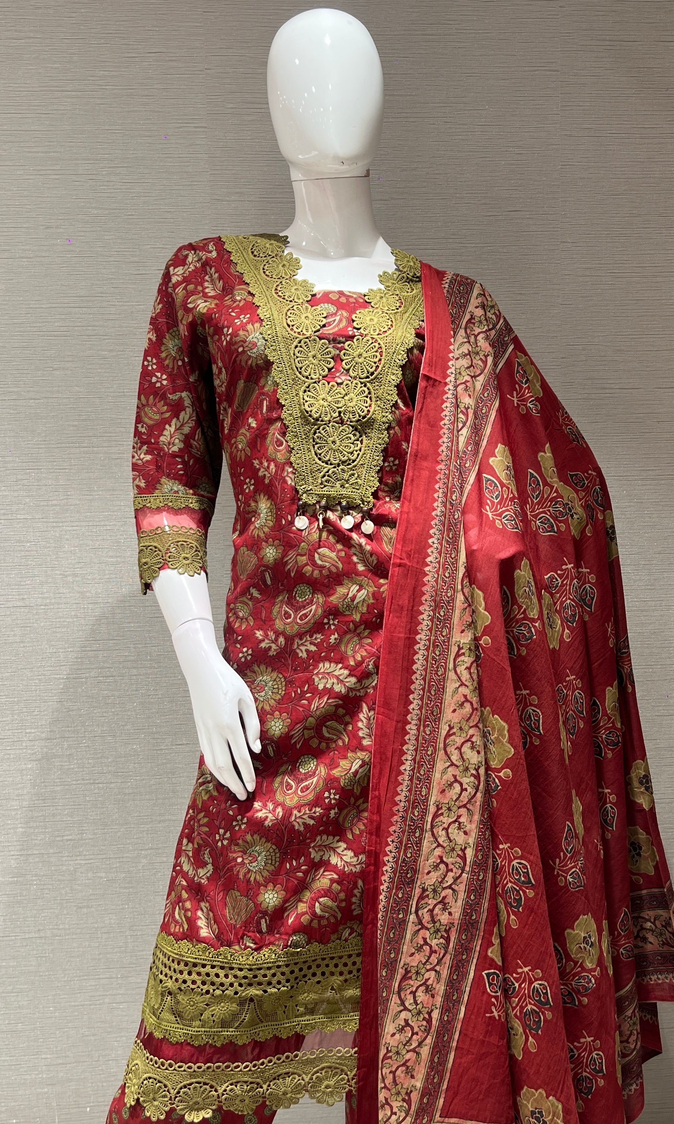 Red FLORAL EMBROIDERED KURTA SET