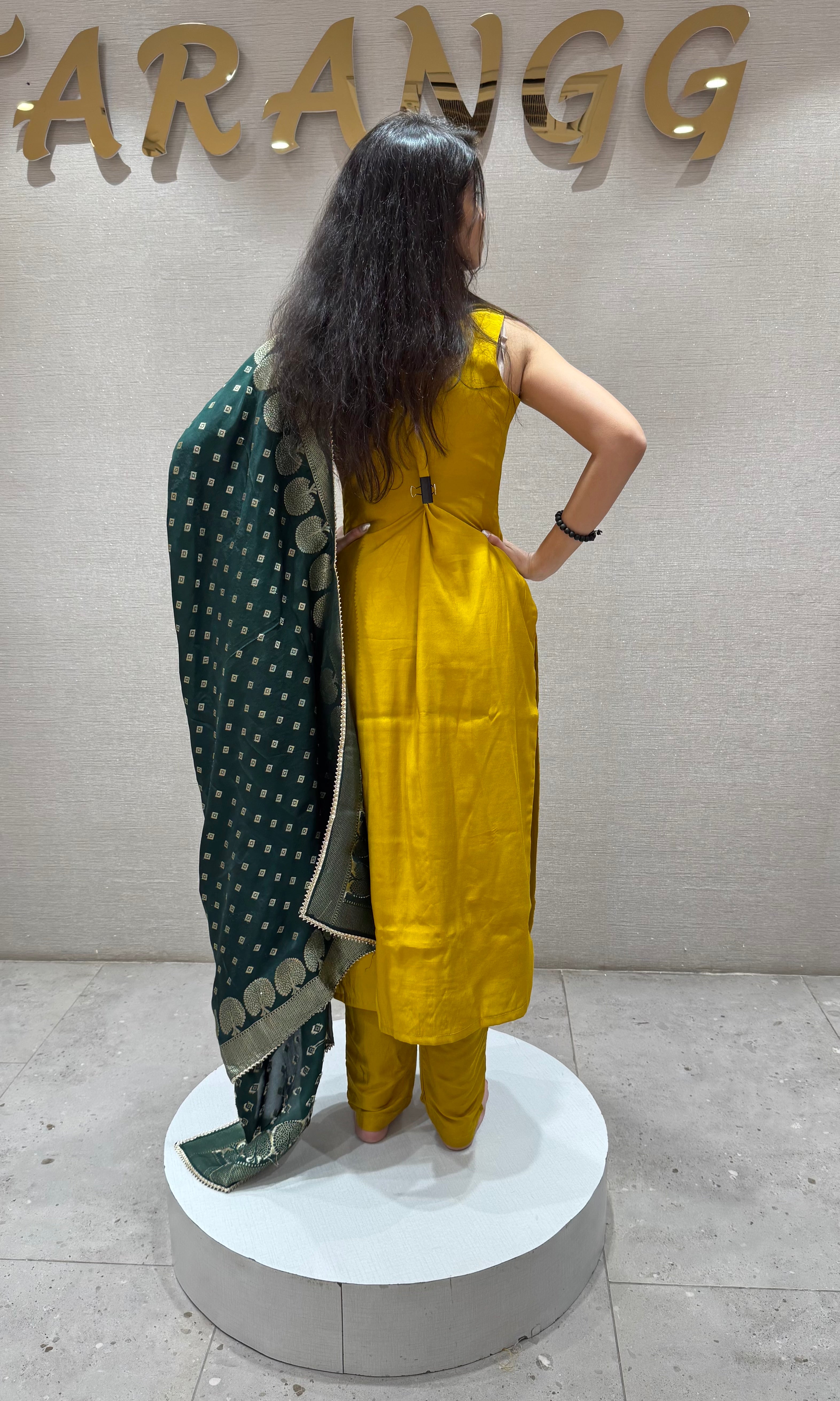Light yellow kurta set WITH GREEN DUPATTA
