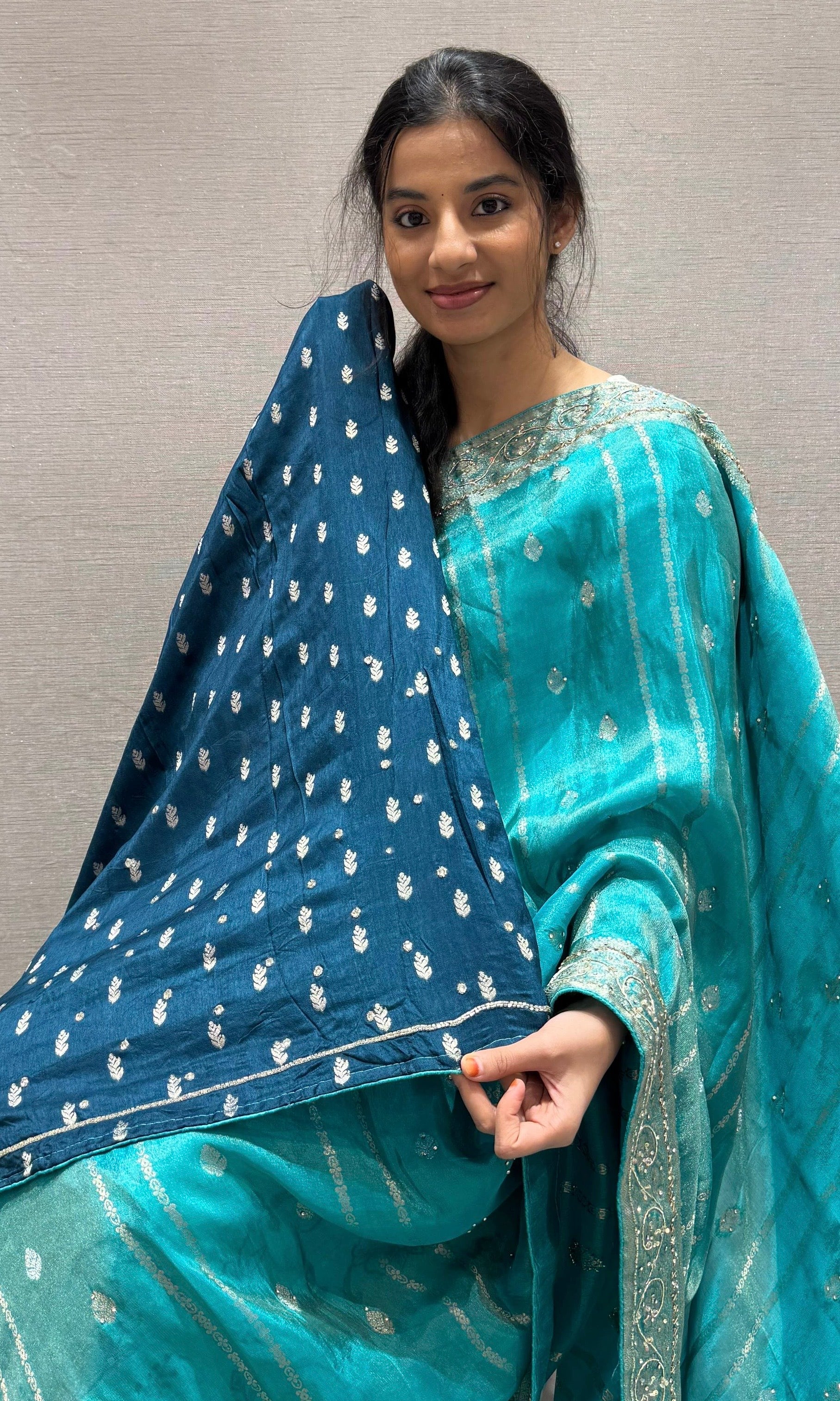 Firozi sea blue Banarasi saree