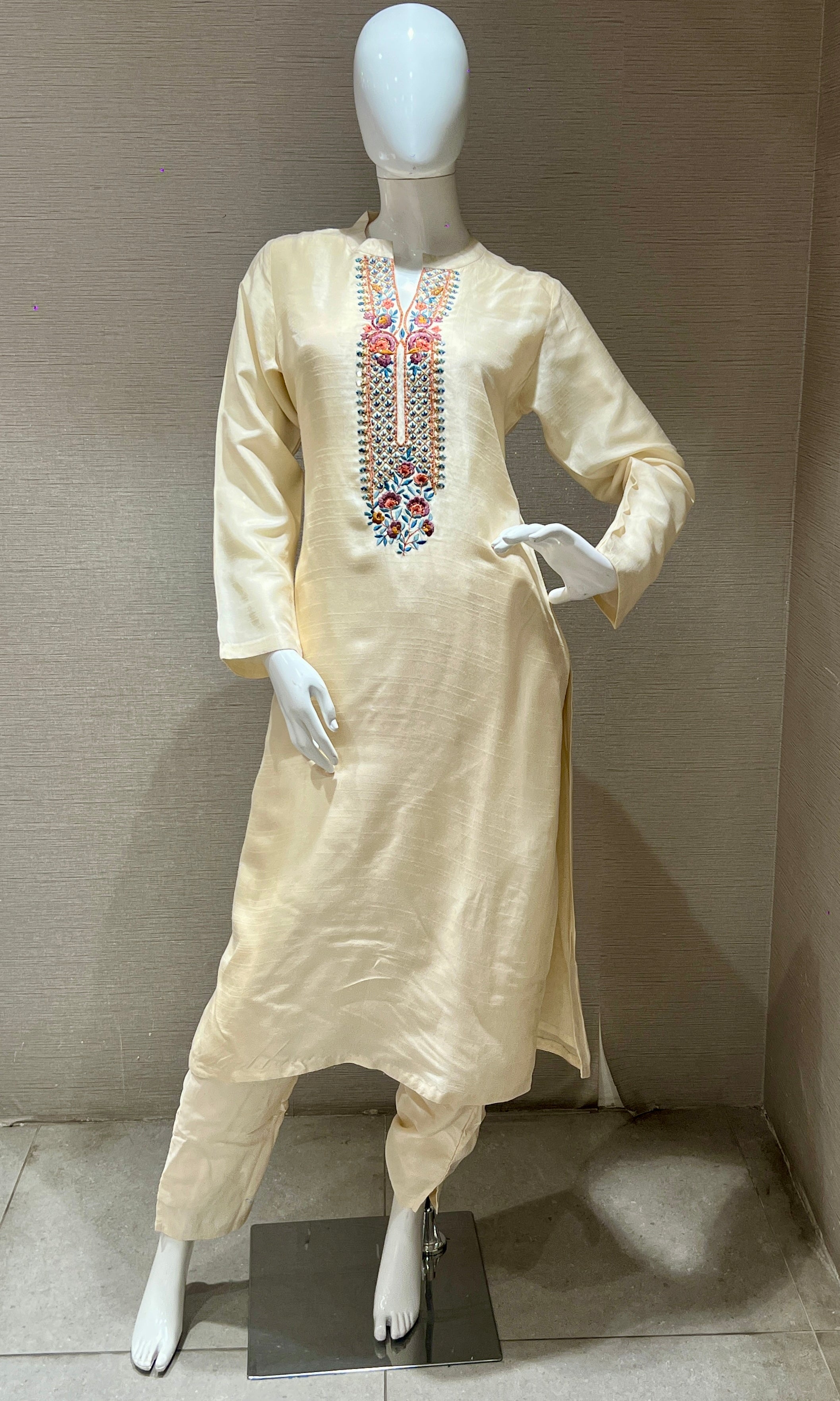 Ivory kurta set