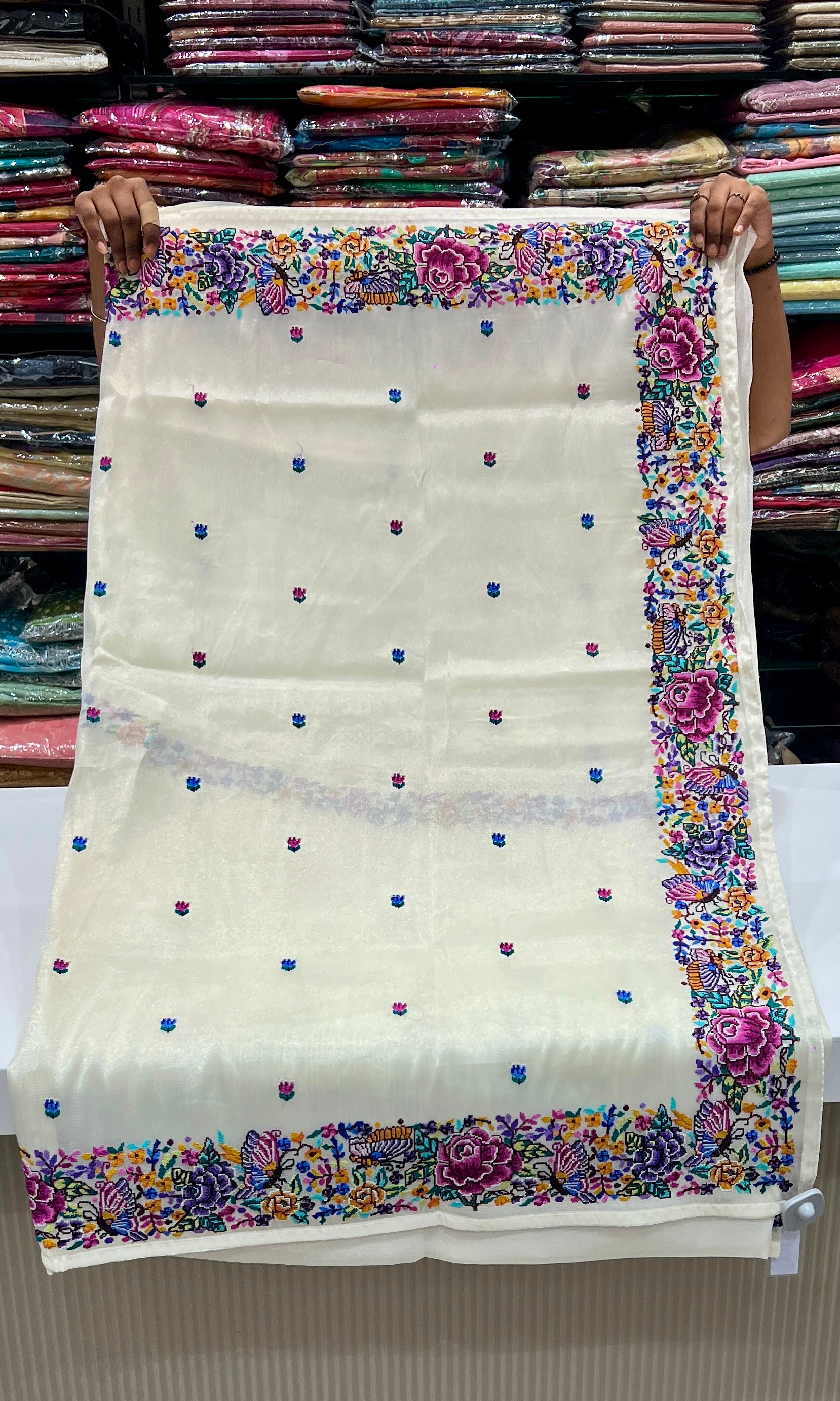 Cream saree