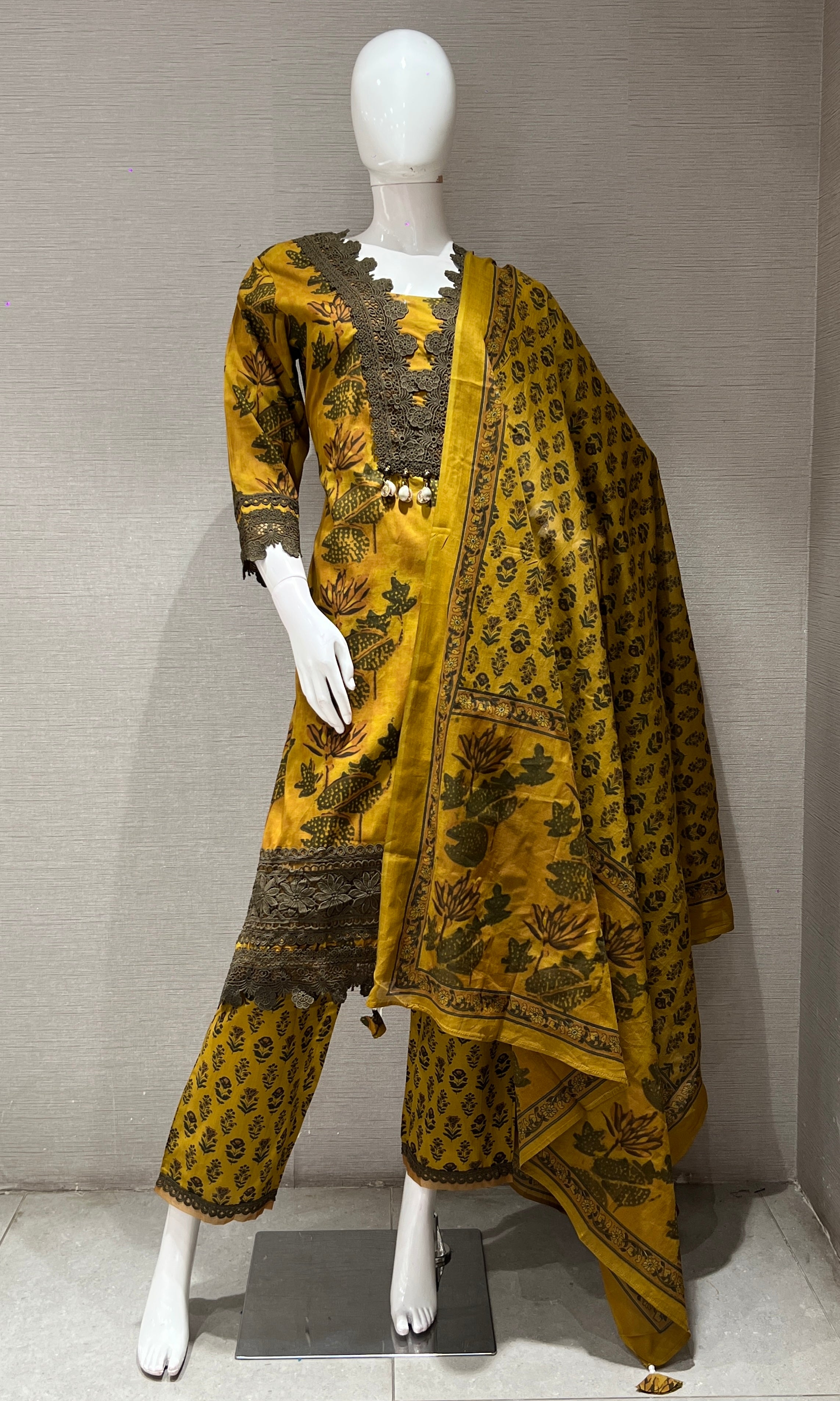 GREY floral printed ethnic KURTAS ET