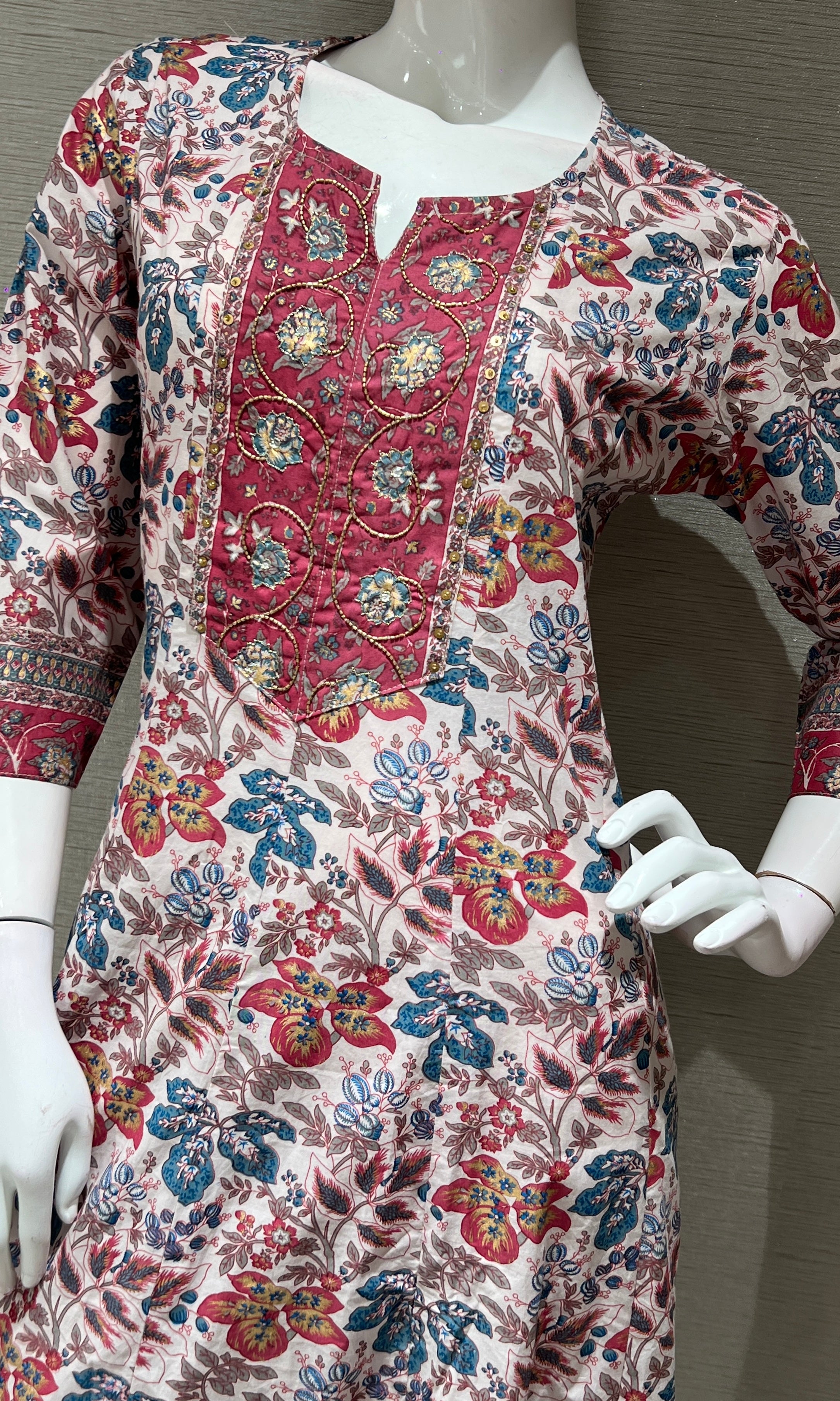 Pink ETHNIC FLORAL PRINT kurta set