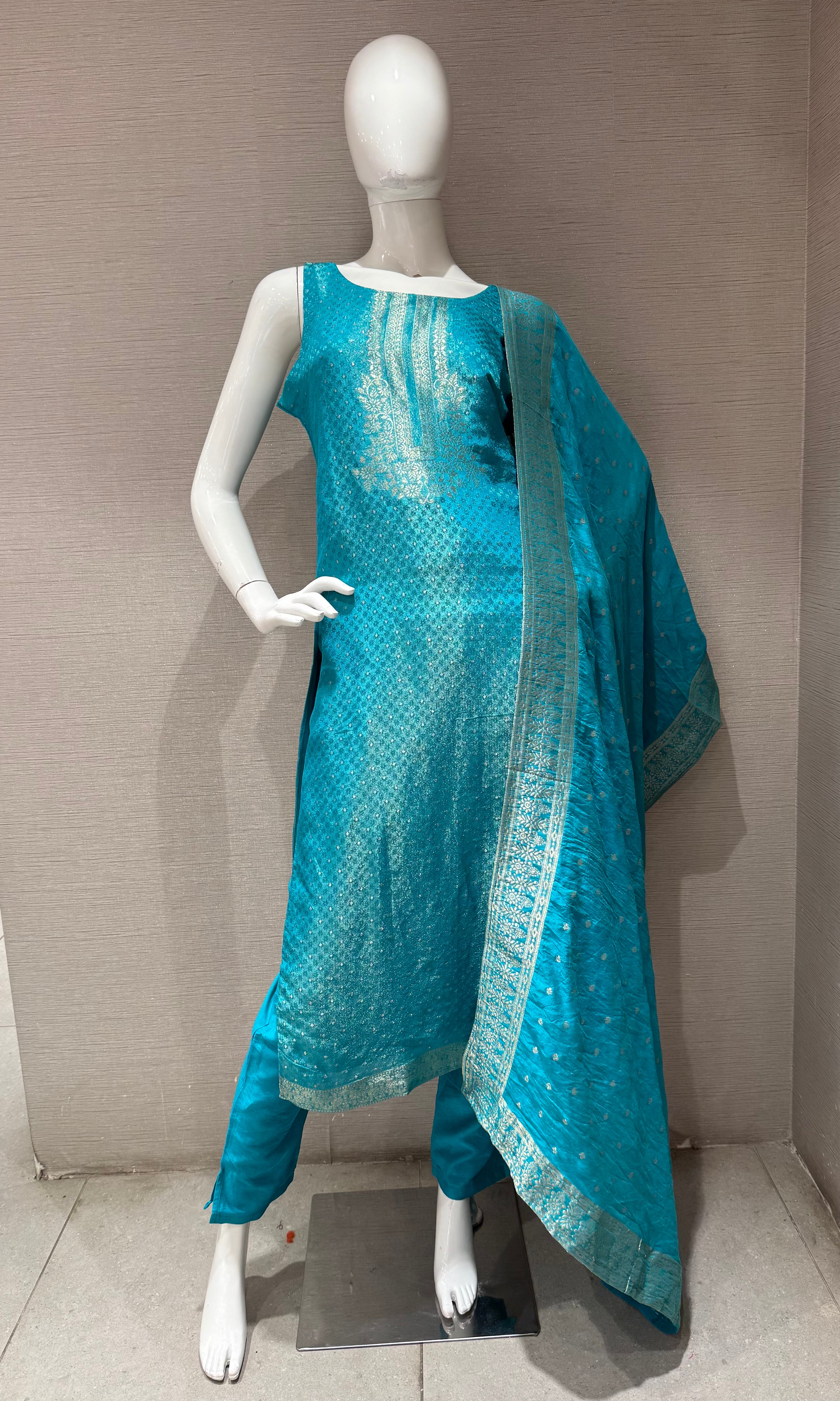 Sky Blue Kurta Set with Metallic Border Dupatta