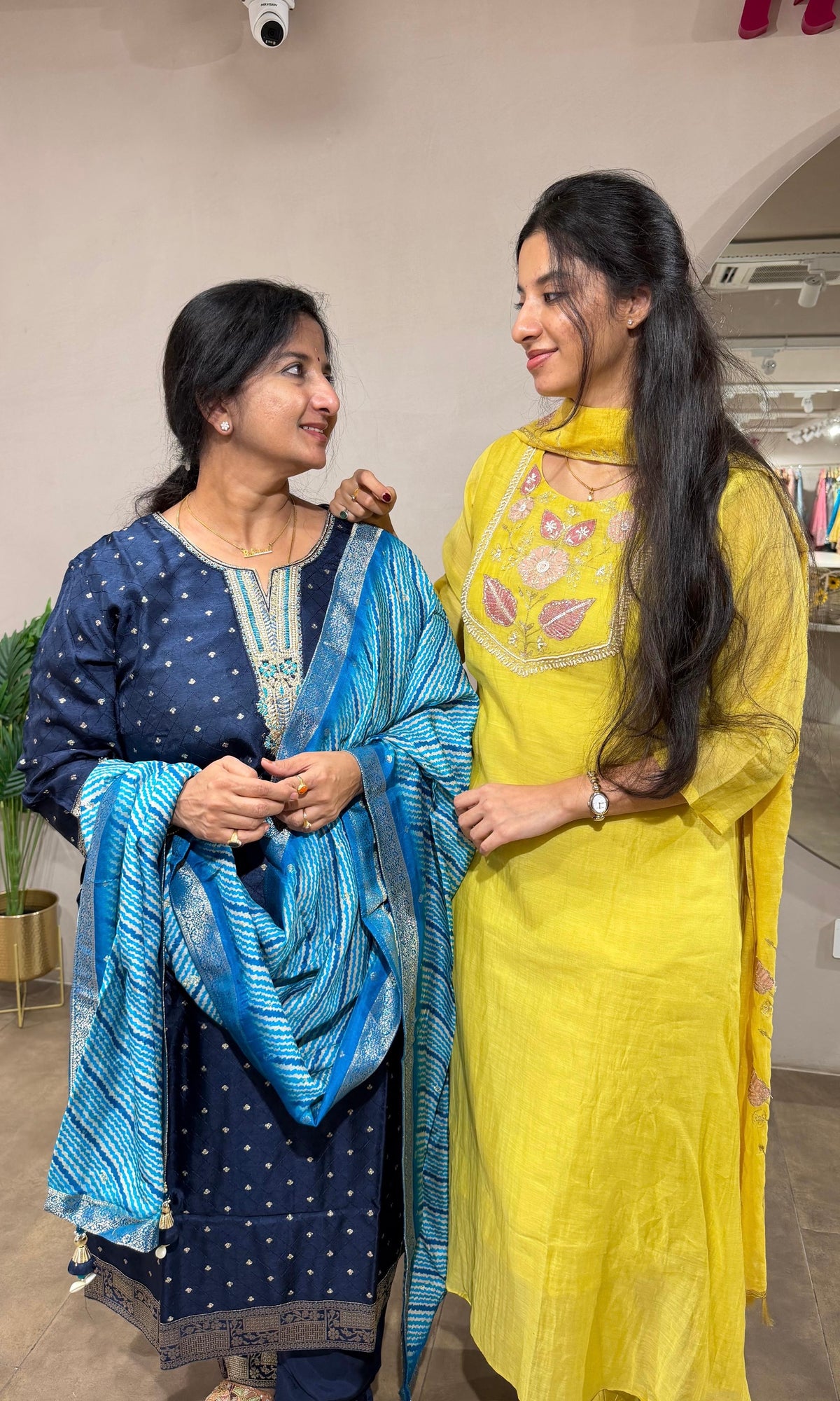 Liril Elegance Floral Embroidered Kurta Set