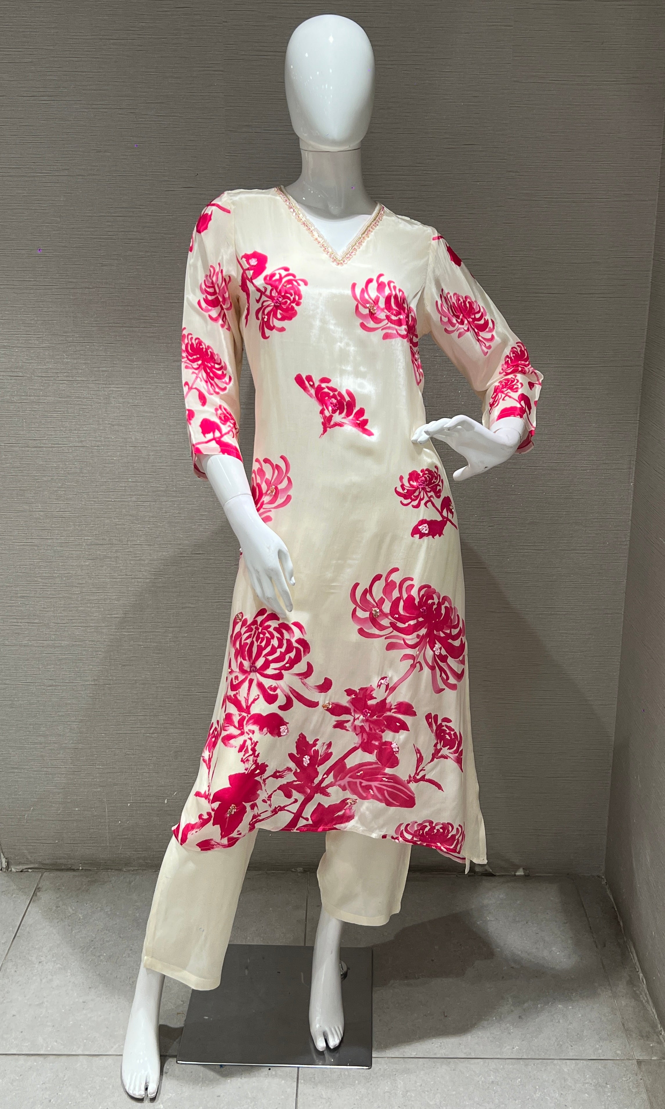 IVORY Pink Blossom PRINTED KURTA SET