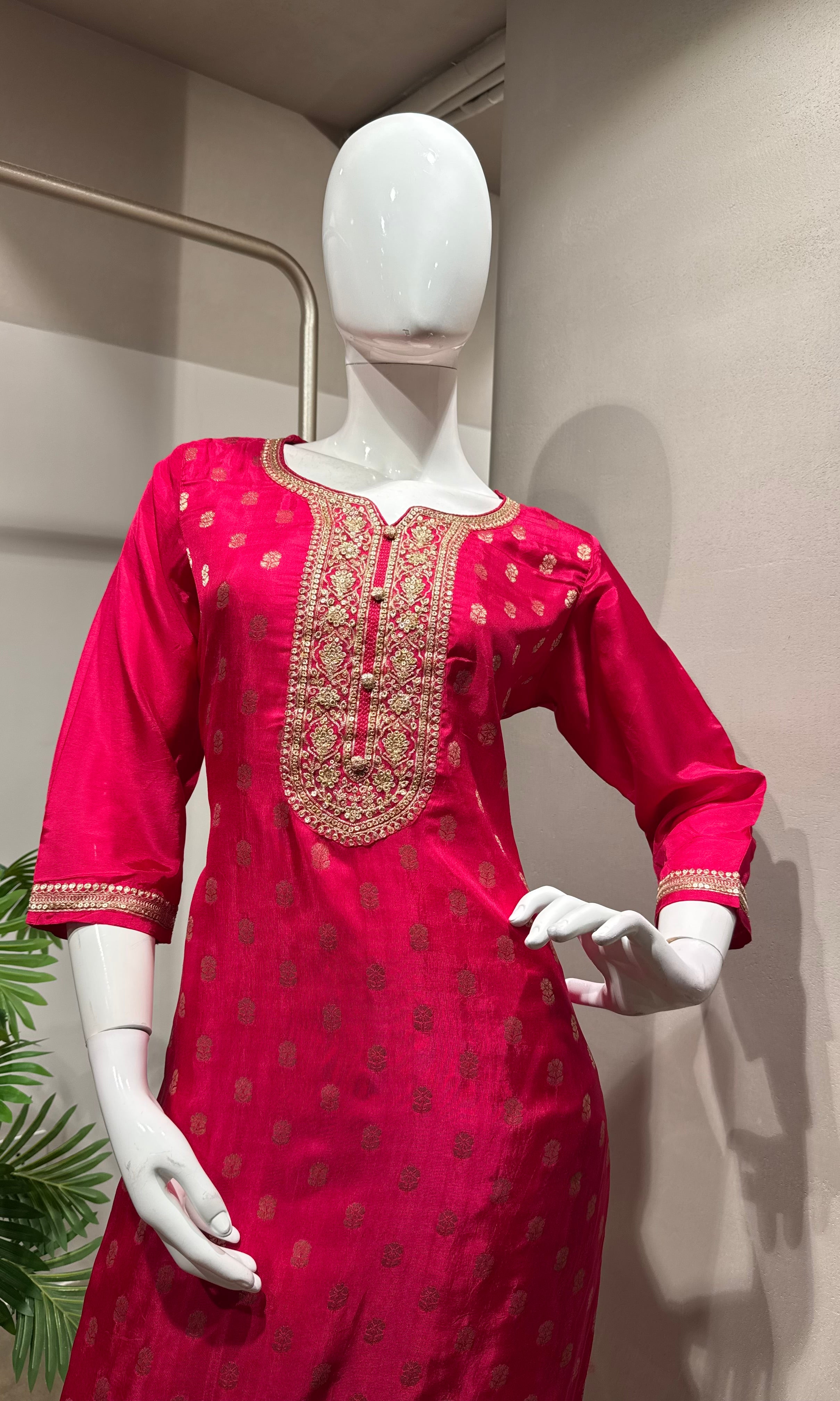 Pink Kurta Set with Gold Embroidery & Dupatta
