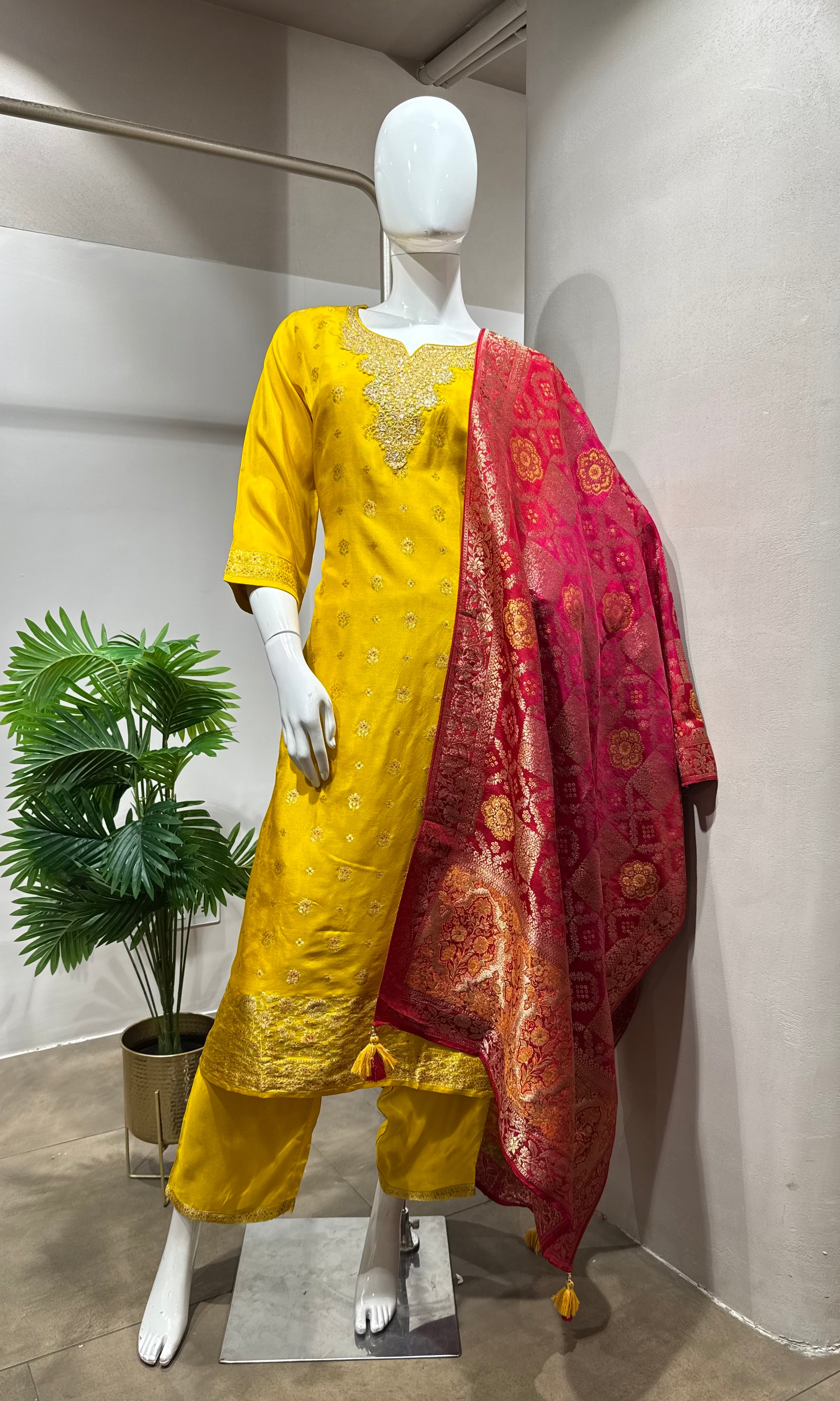 MUSTERED Banarasi Suit Set with Dupatta