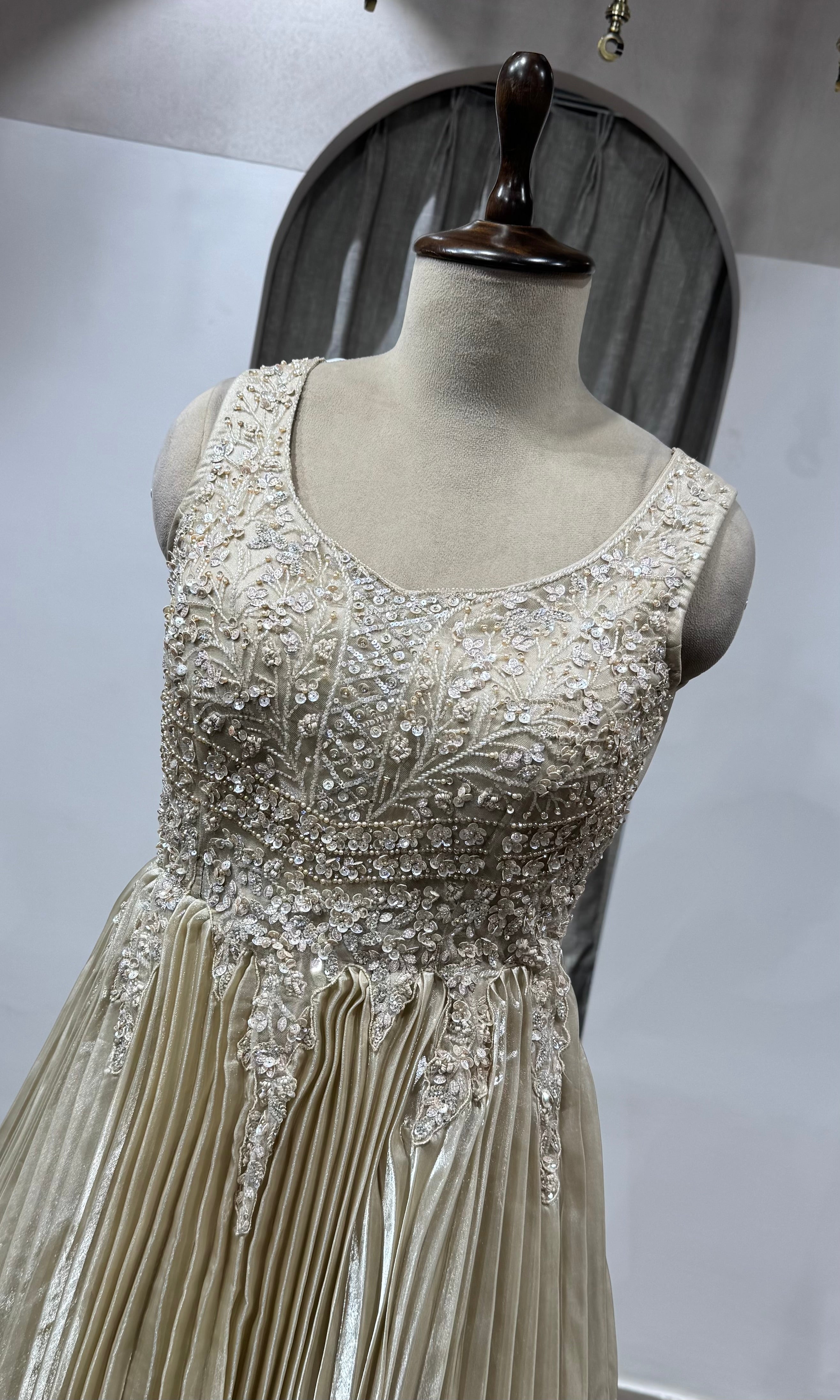 BEAGH Sequins Embroidered Gown