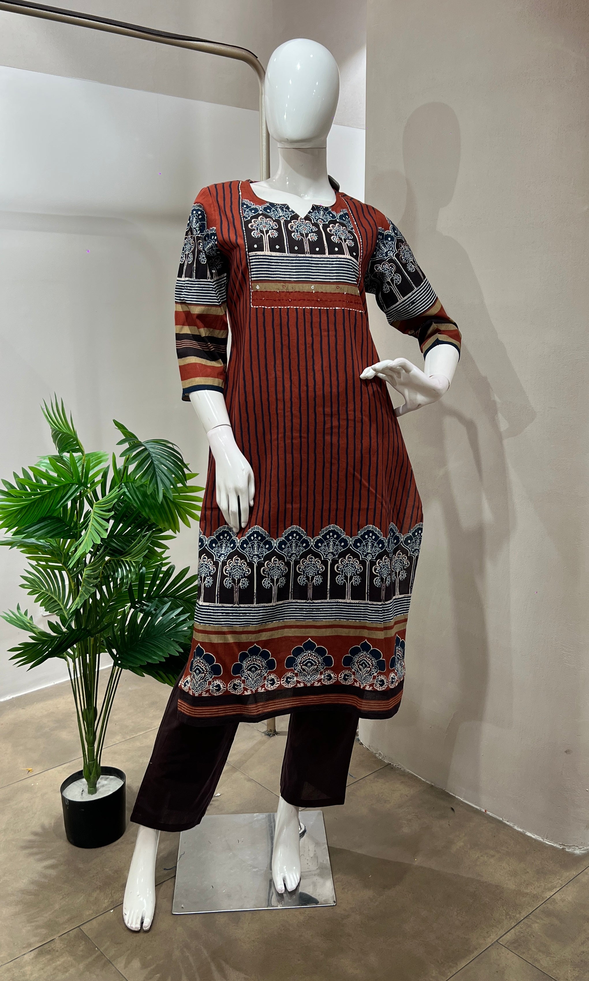 Red ETHNIC PRINTED kurta set
