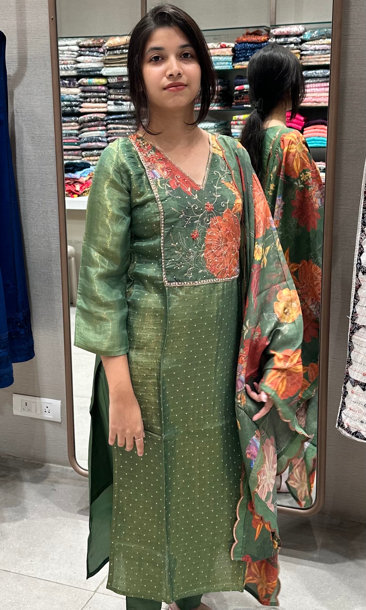 🌳Green kurta set with designer dupatta 🦜