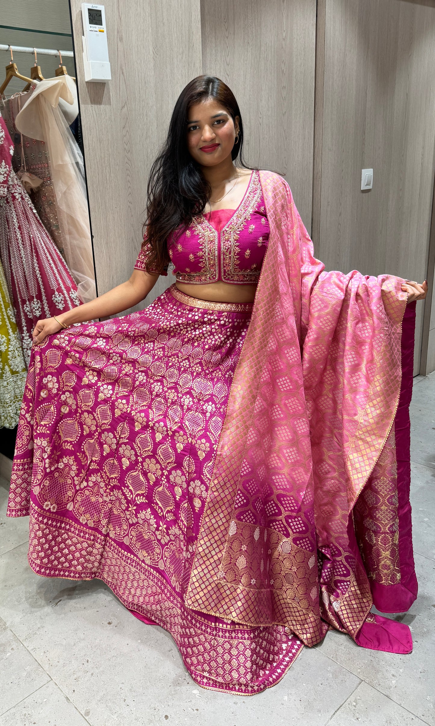 🌺Pink Lehanga with Banarasi dupatta 🌺