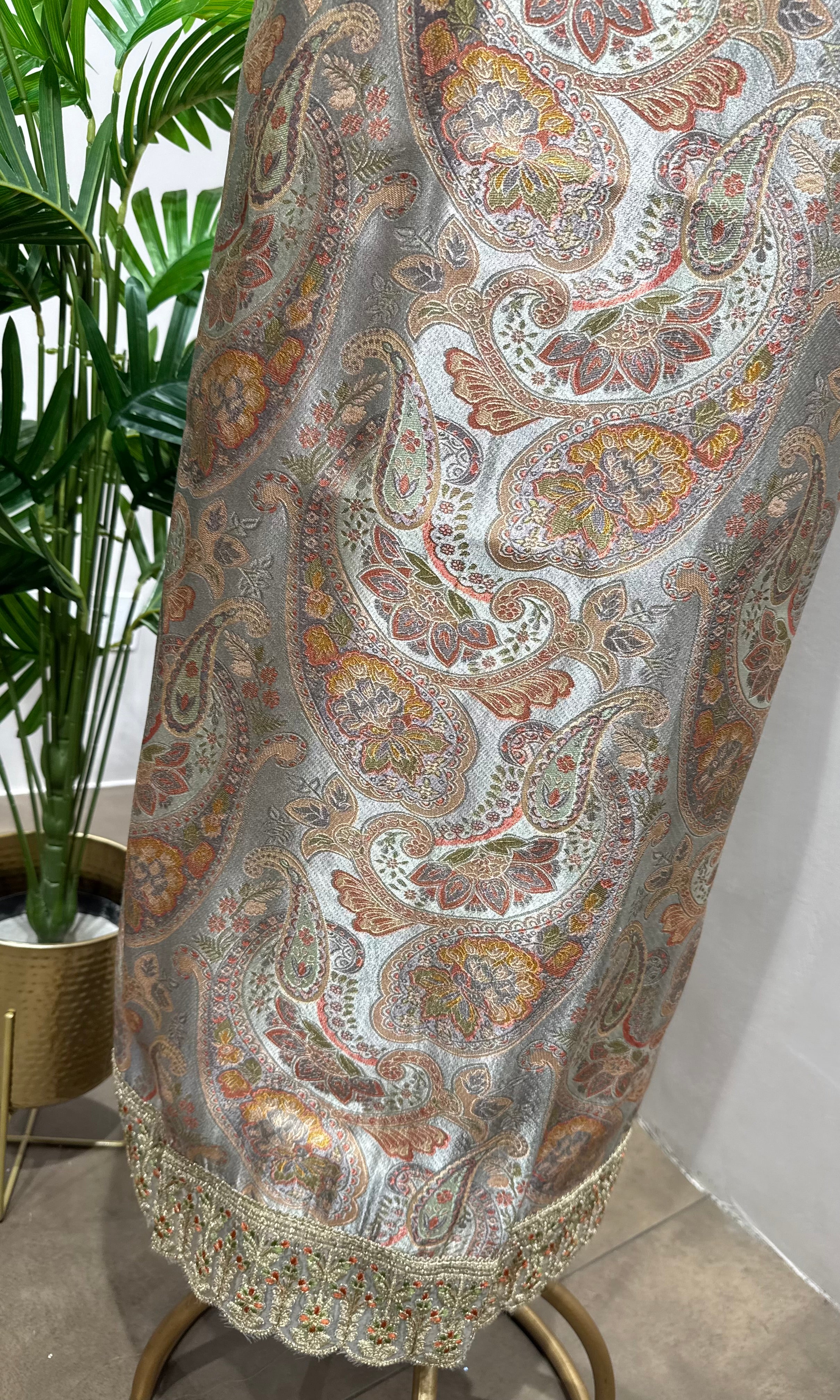 GREY BANARASI SILK DRESS MATERIAL