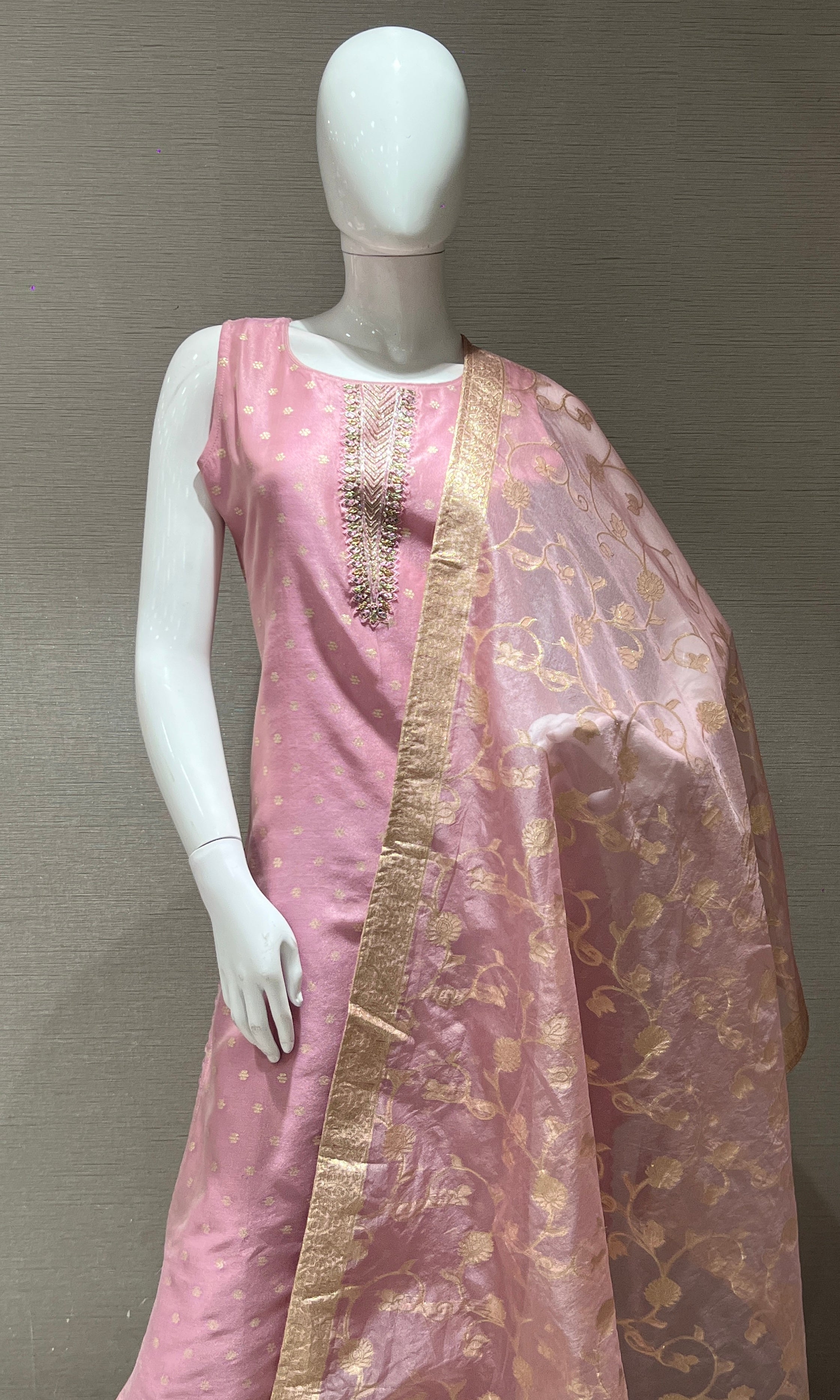 onion pink kurta set with floral printed dupatta