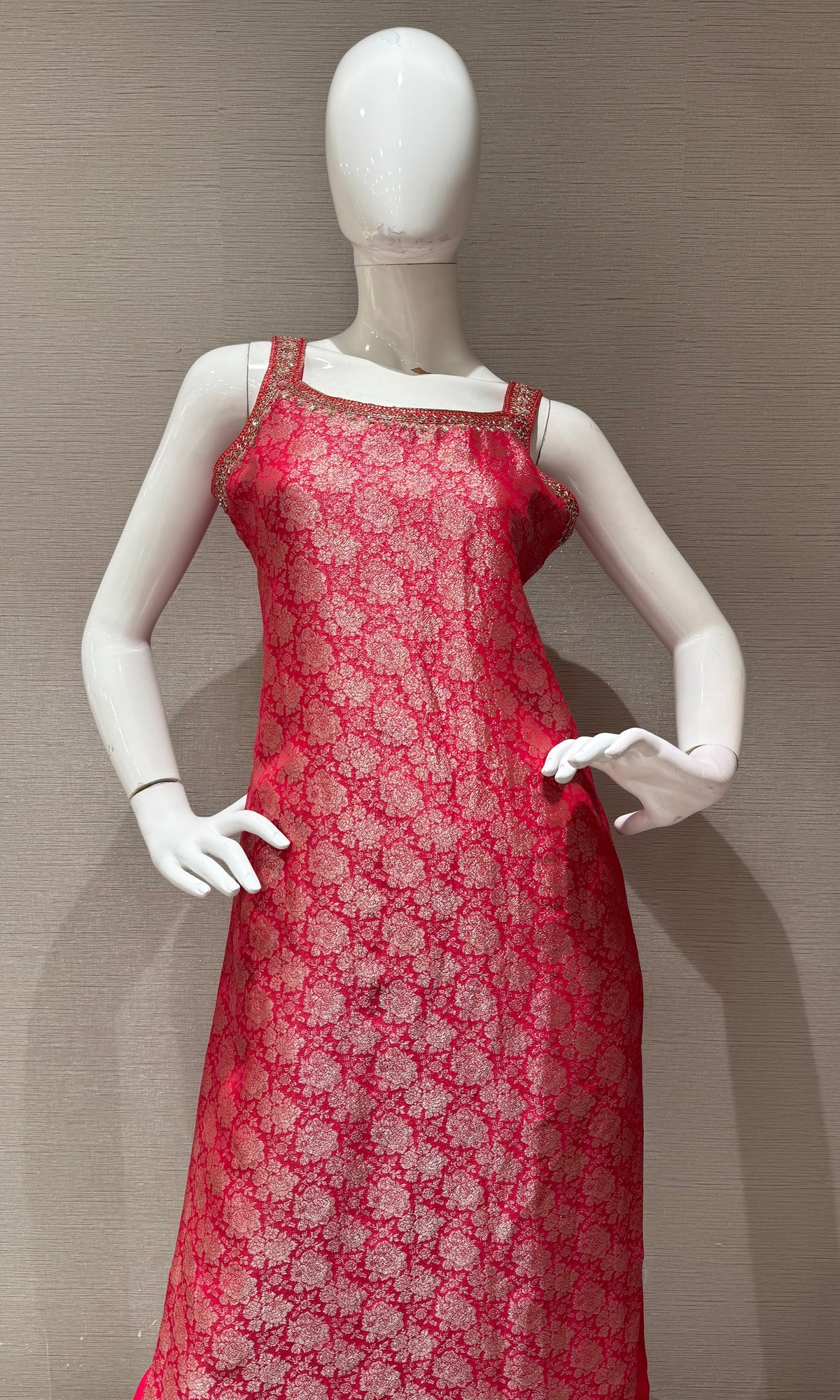 RANI BANARASI SILK KURTA SET WITH DUPATTA