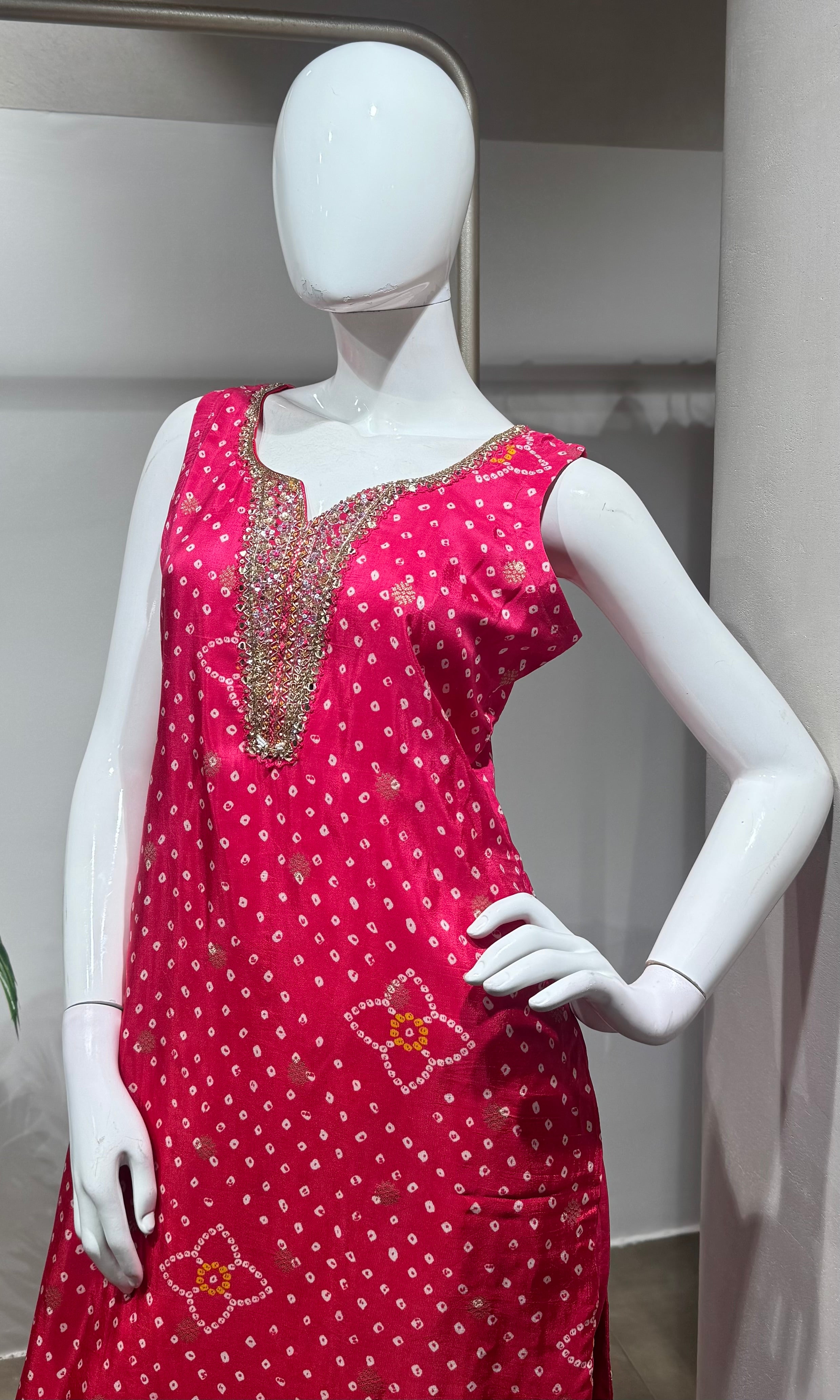 pink and gold ethnic kurta set